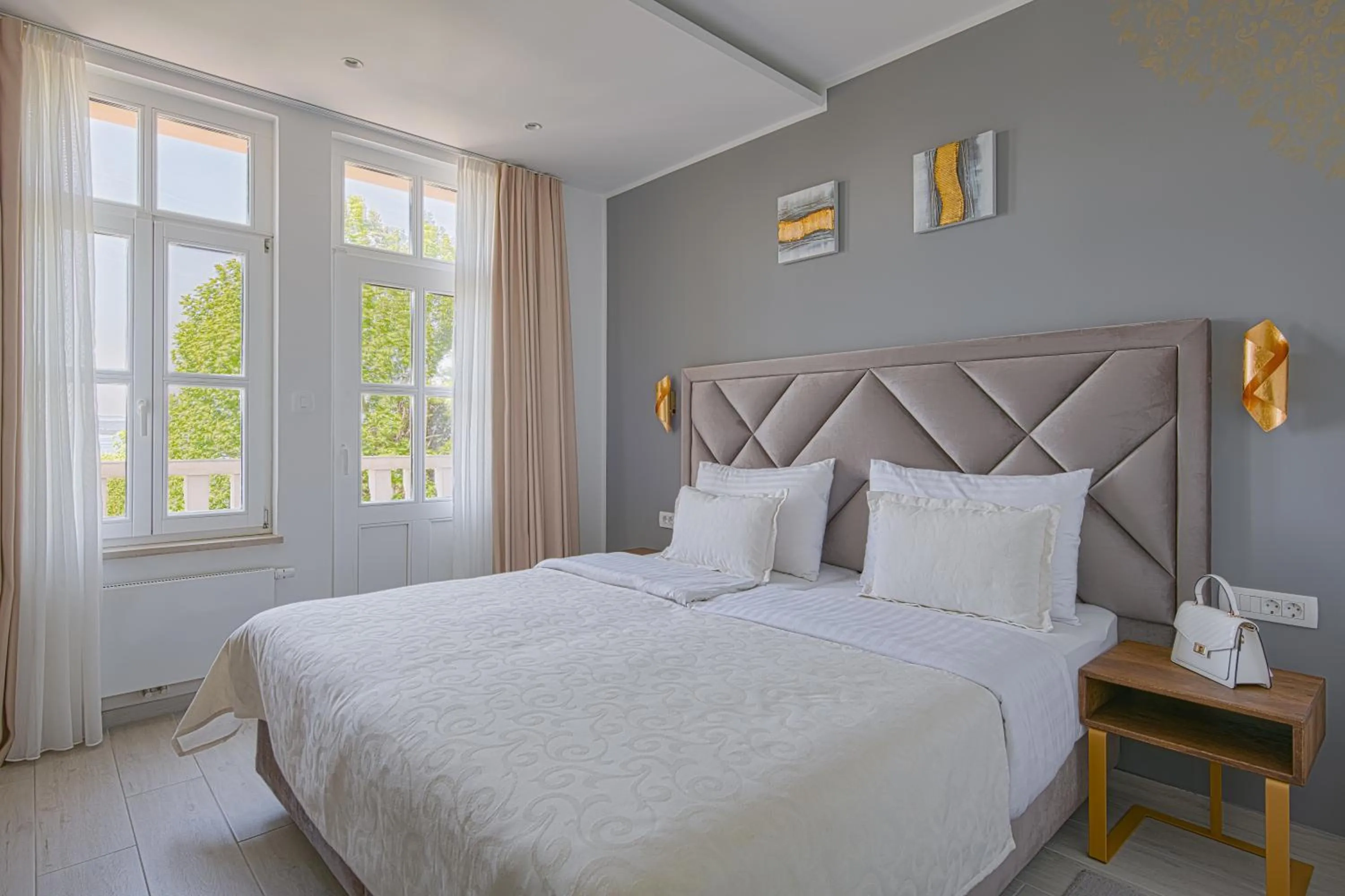 Bed in Heritage Hotel Stypia