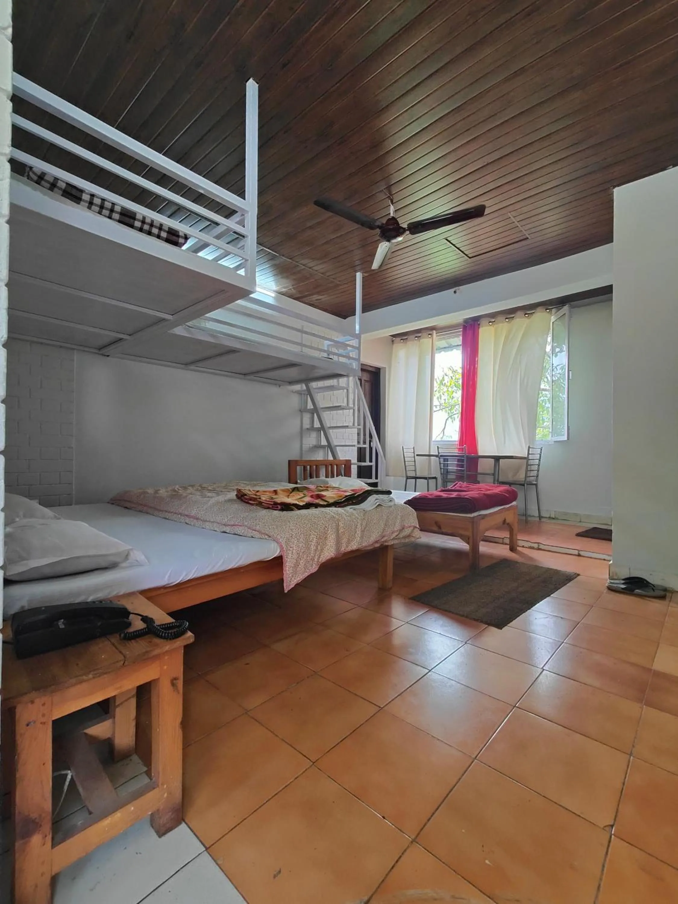 Hotel Burans & Restaurant