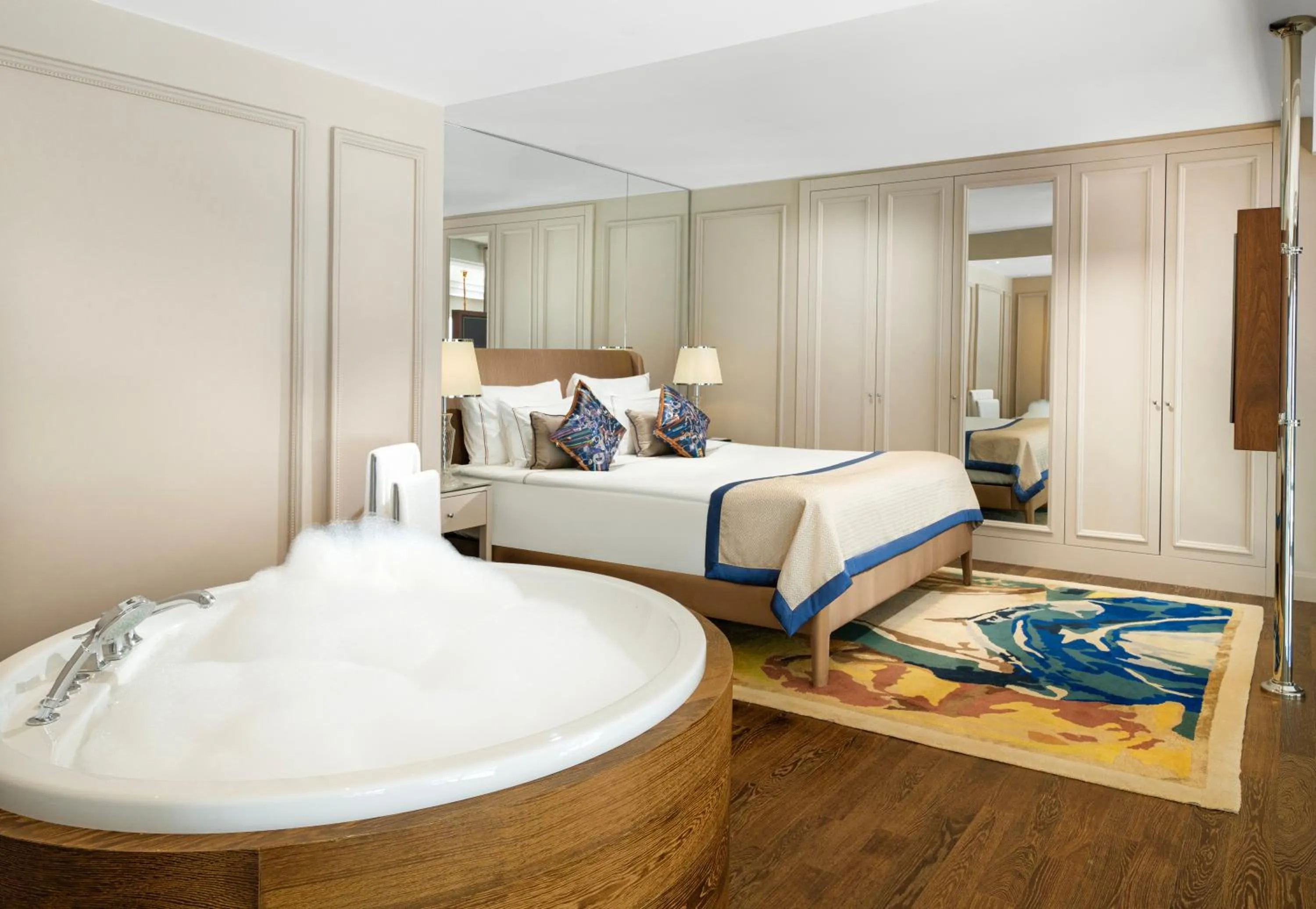 Bed in Kaya Palazzo Resort & Casino