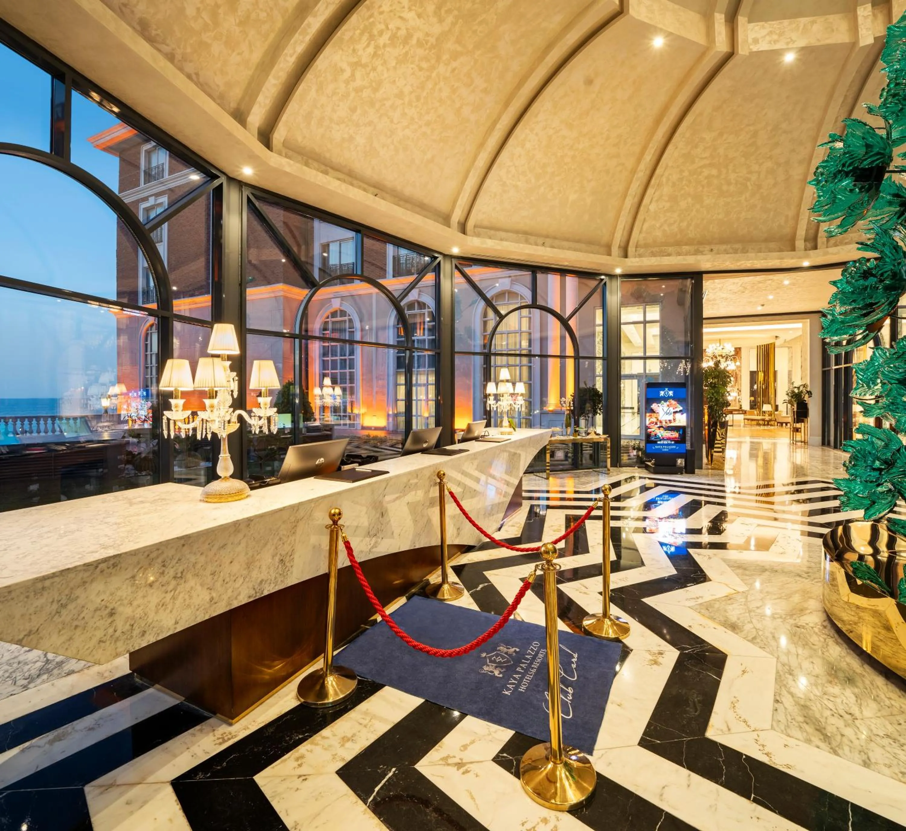 Lobby or reception in Kaya Palazzo Resort & Casino