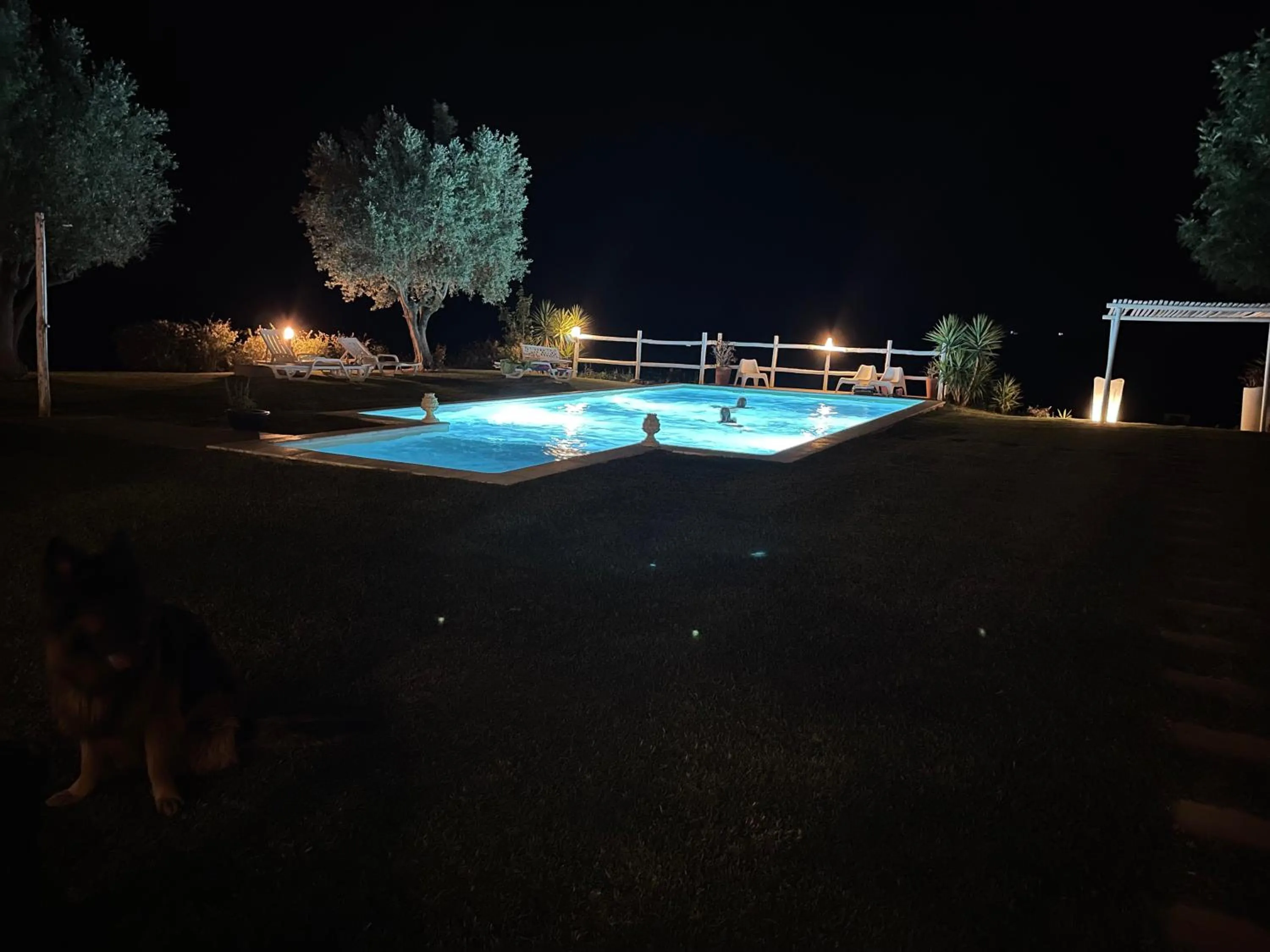 Pool view in Monte dos Poços