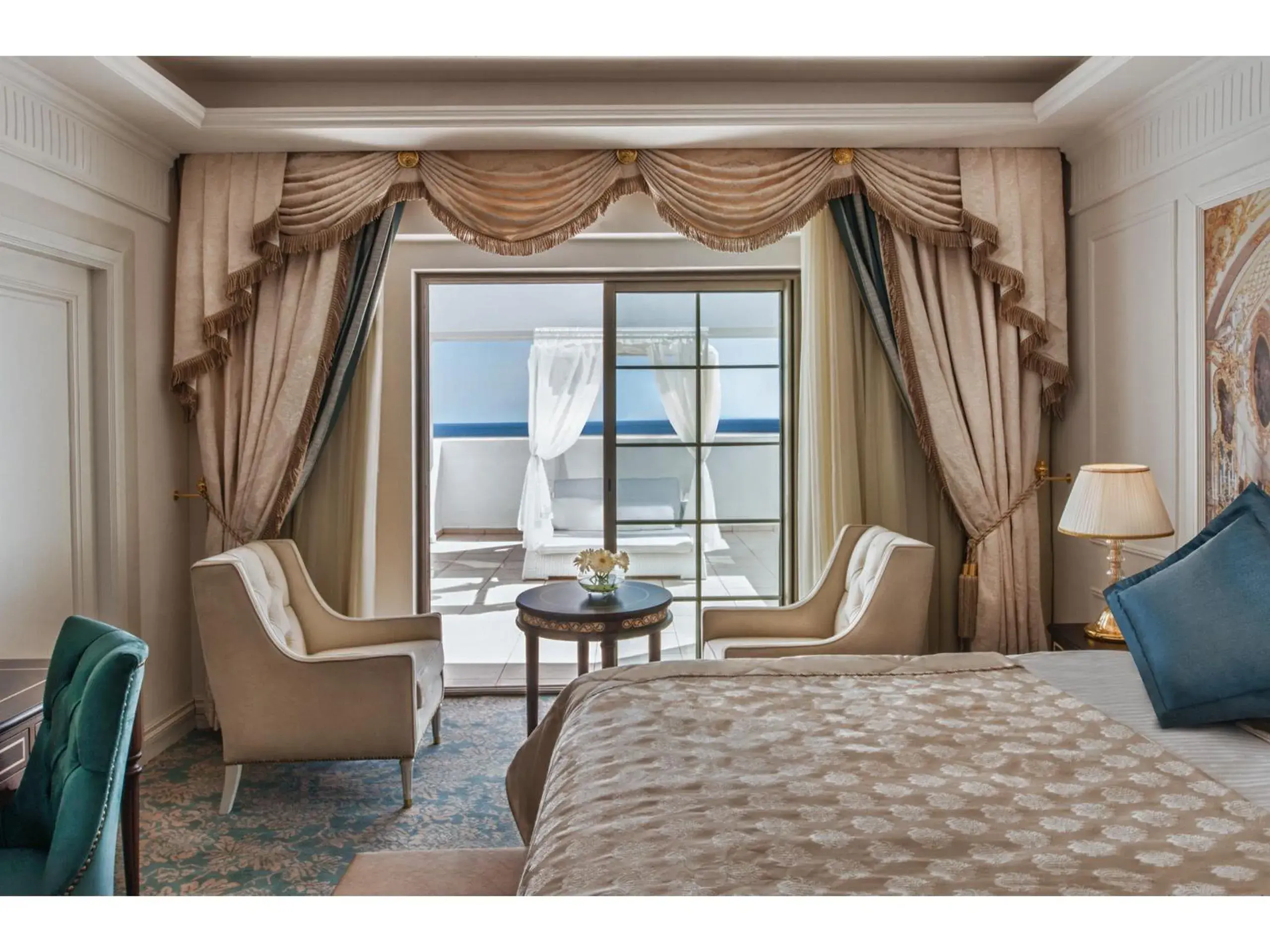 Bed in Kaya Artemis Resort & Casino Bed in Kaya Artemis Resort & Casino