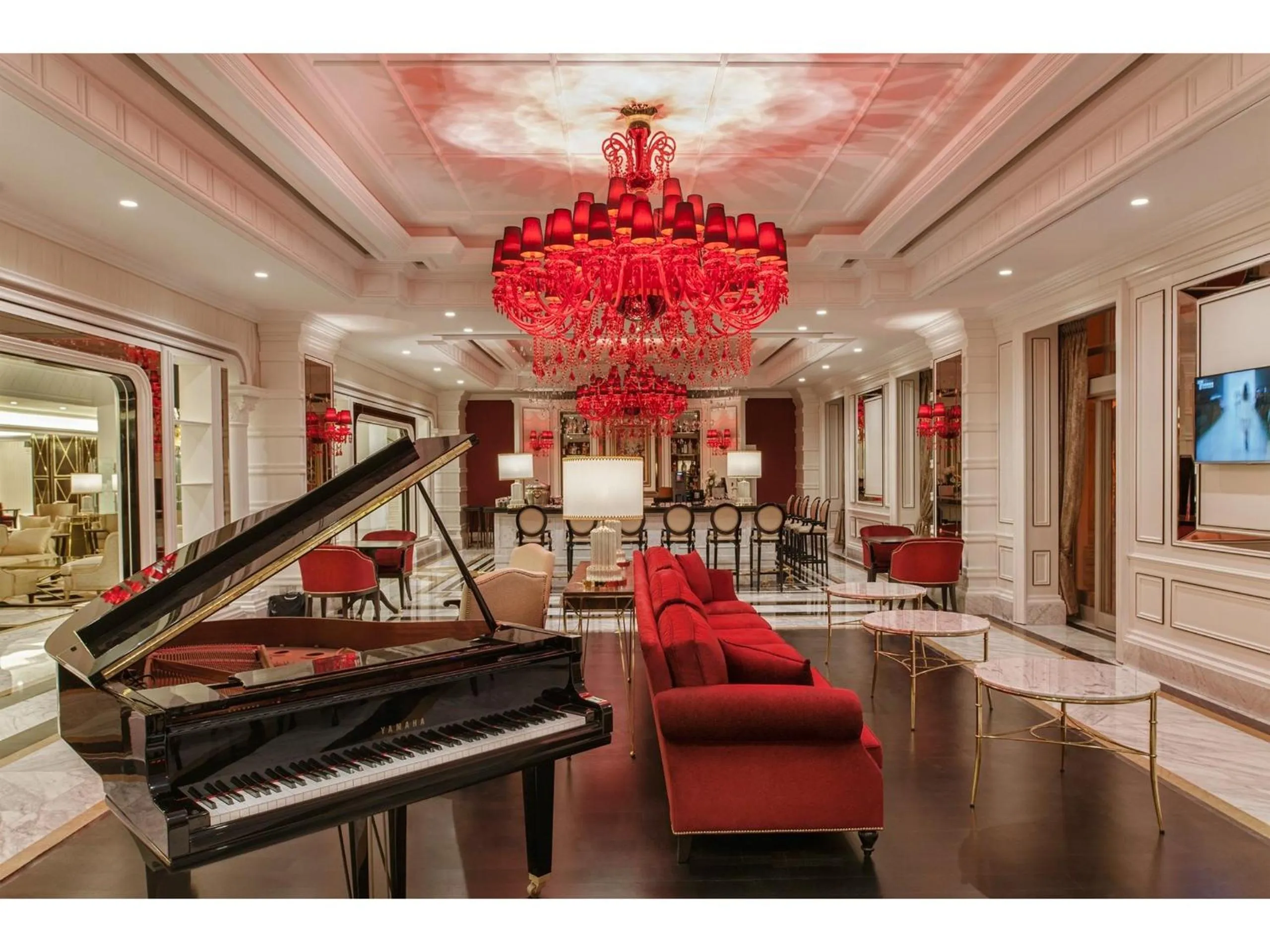 Seating area in Kaya Artemis Resort & Casino