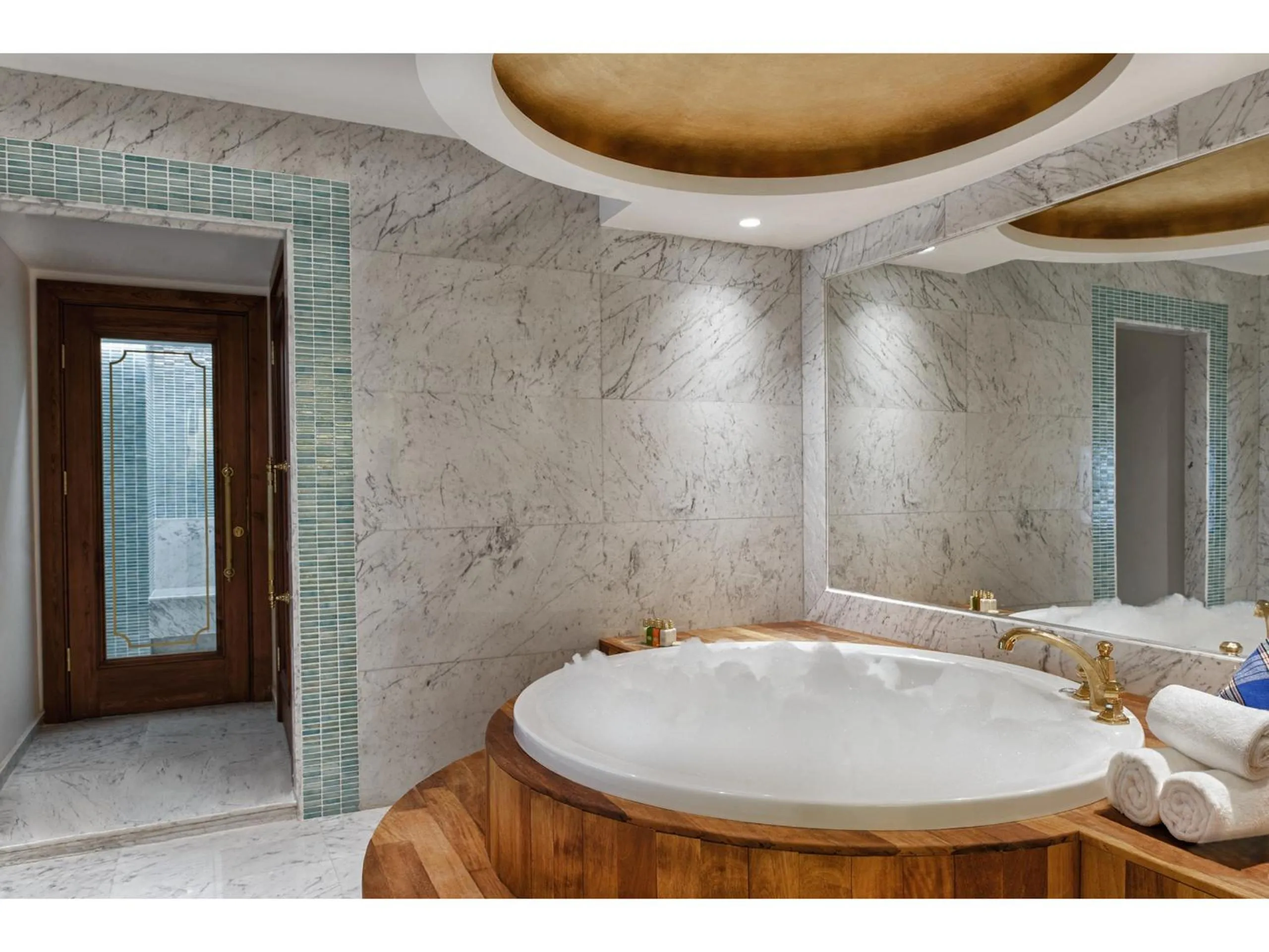 Kaya Artemis Resort & Casino