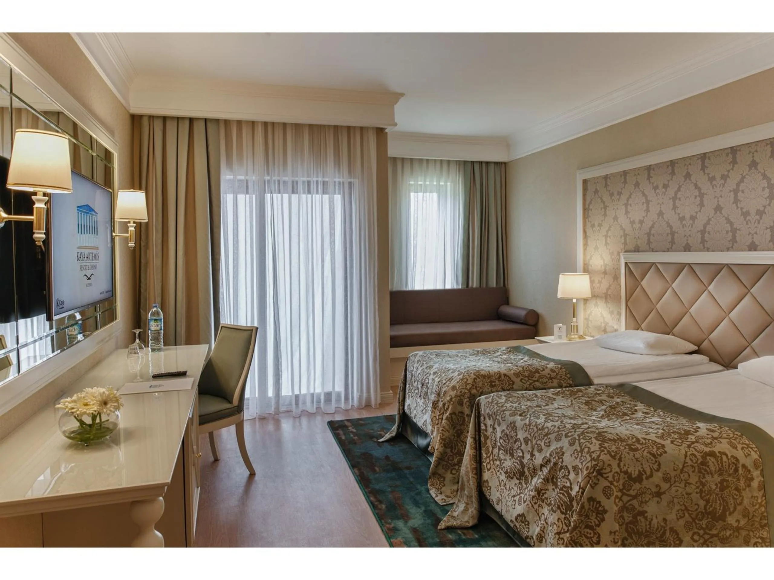 Bed in Kaya Artemis Resort & Casino