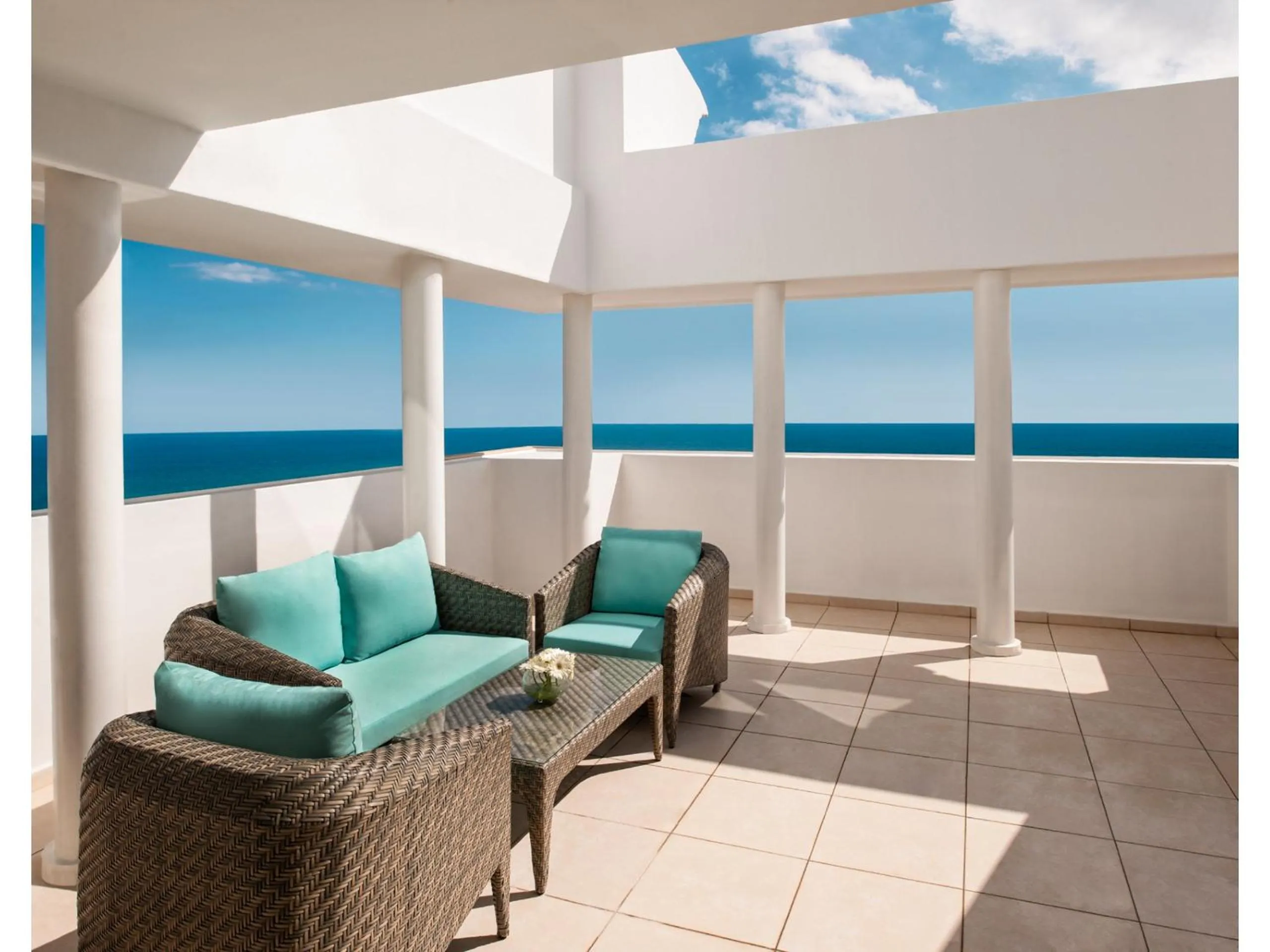 Kaya Artemis Resort & Casino