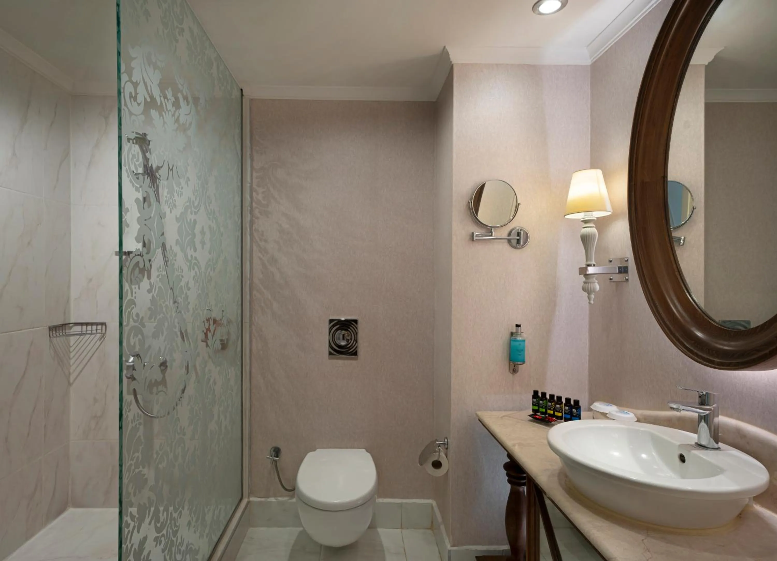 Kaya Artemis Resort & Casino