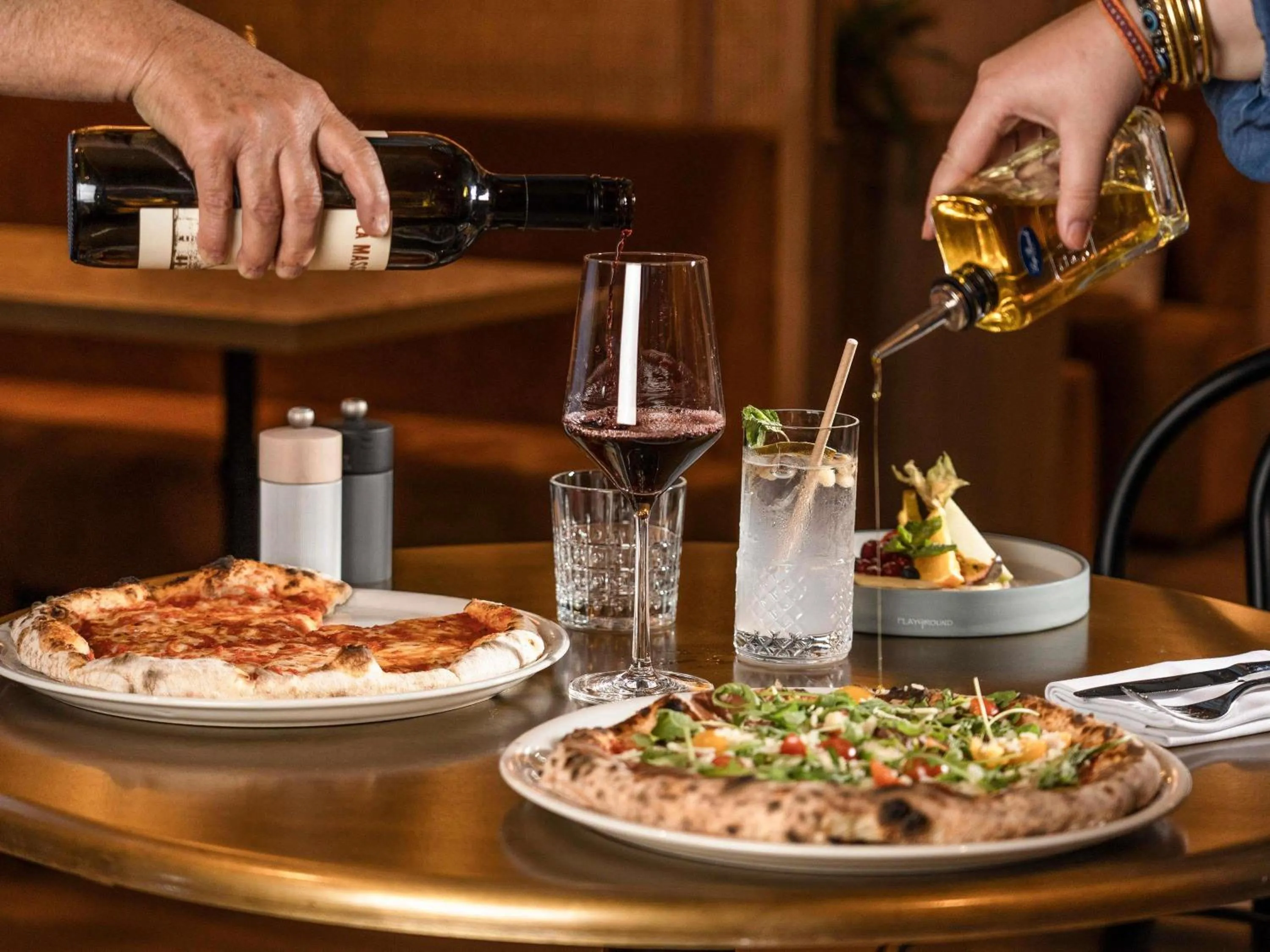 Restaurant/places to eat in Le Saint Gervais Hotel & Spa Handwritten Collection