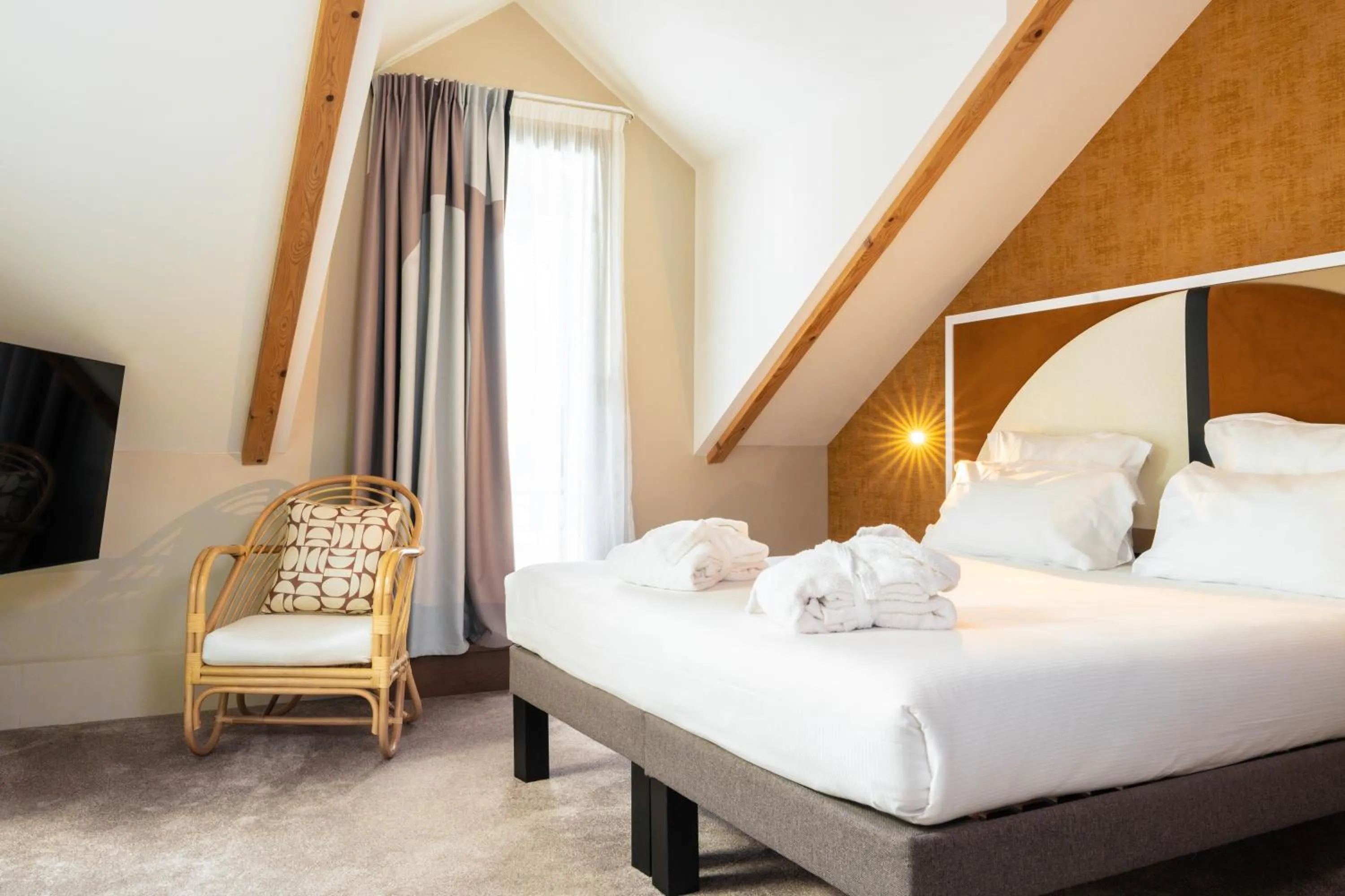 Bedroom, Bed in Le Saint Gervais Hotel & Spa Handwritten Collection