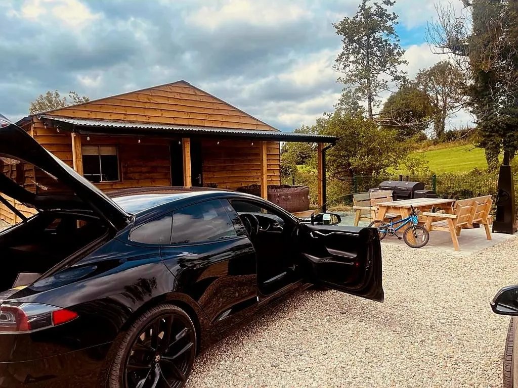 Day in Walsh's Mill Lodges & Linen House