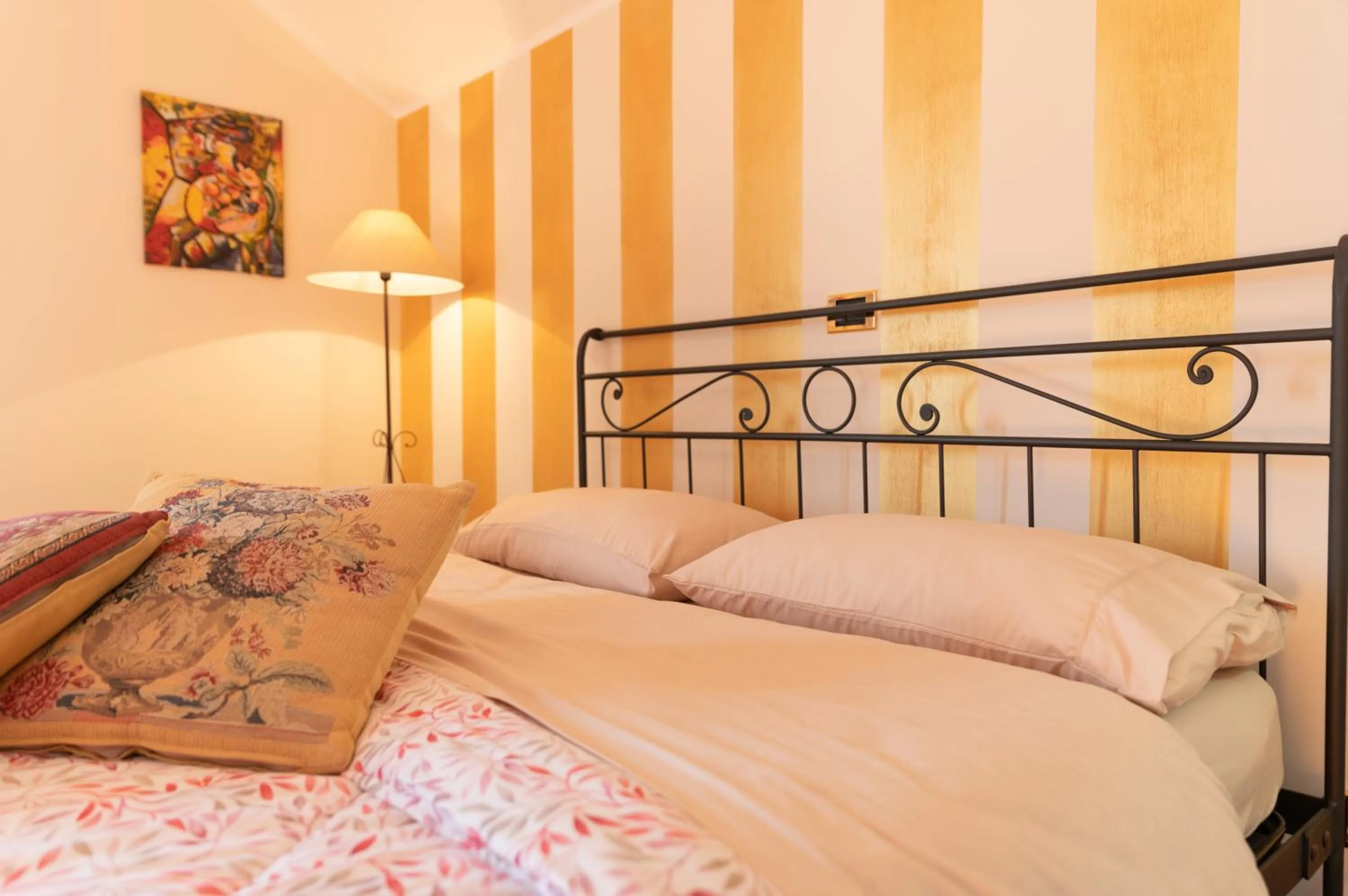 Bed in Villa Annamaria