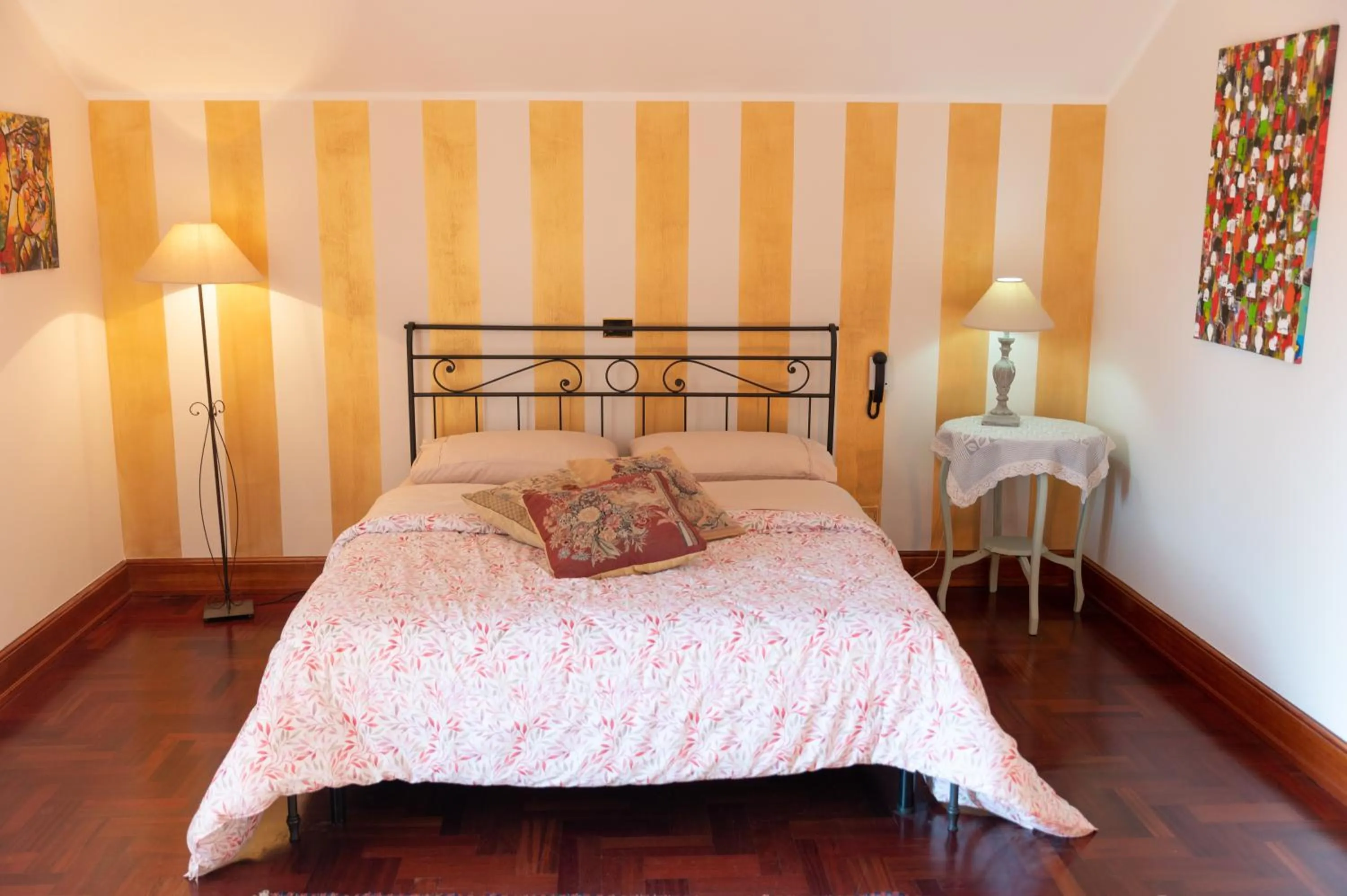 Photo of the whole room, Bed in Villa Annamaria