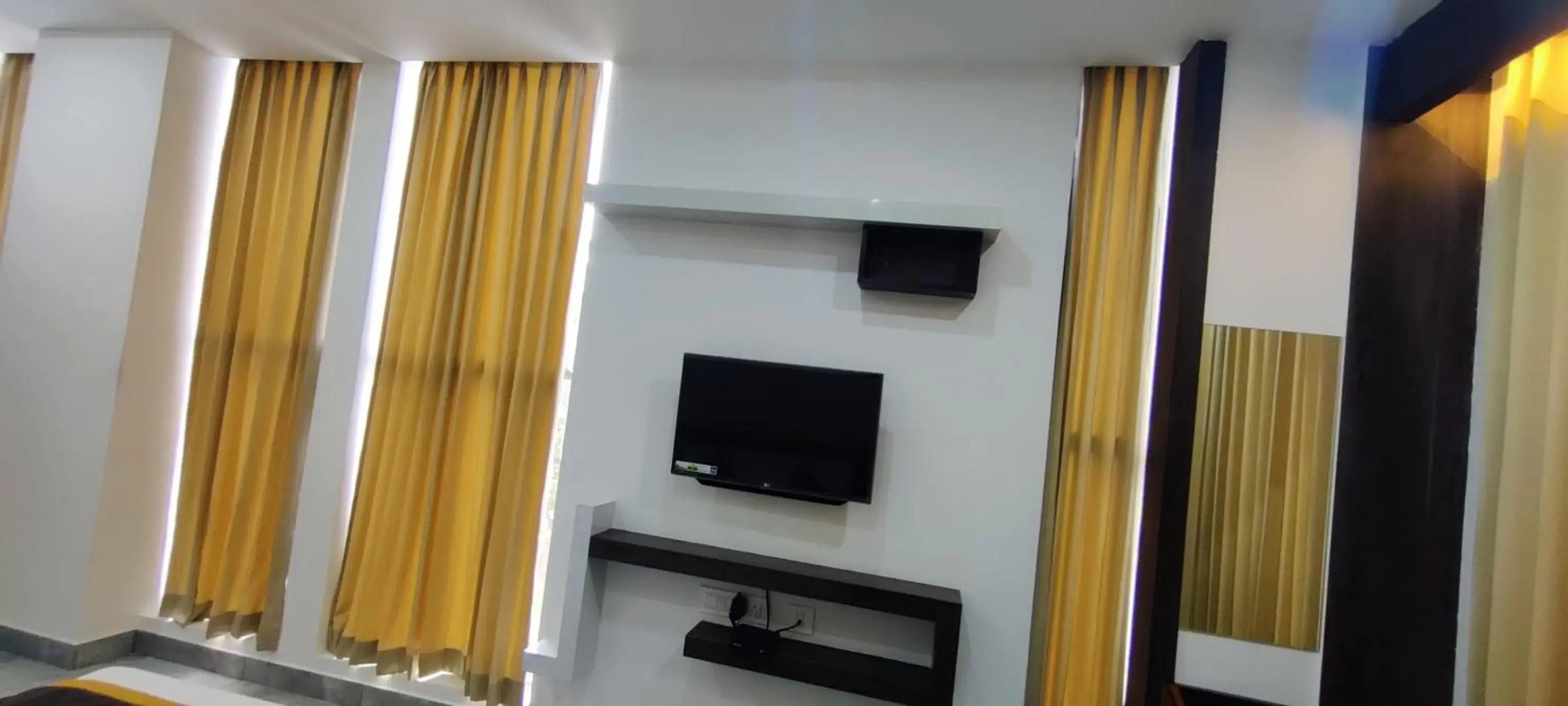 HOTEL ABOOZ HOTEL ABOOZ