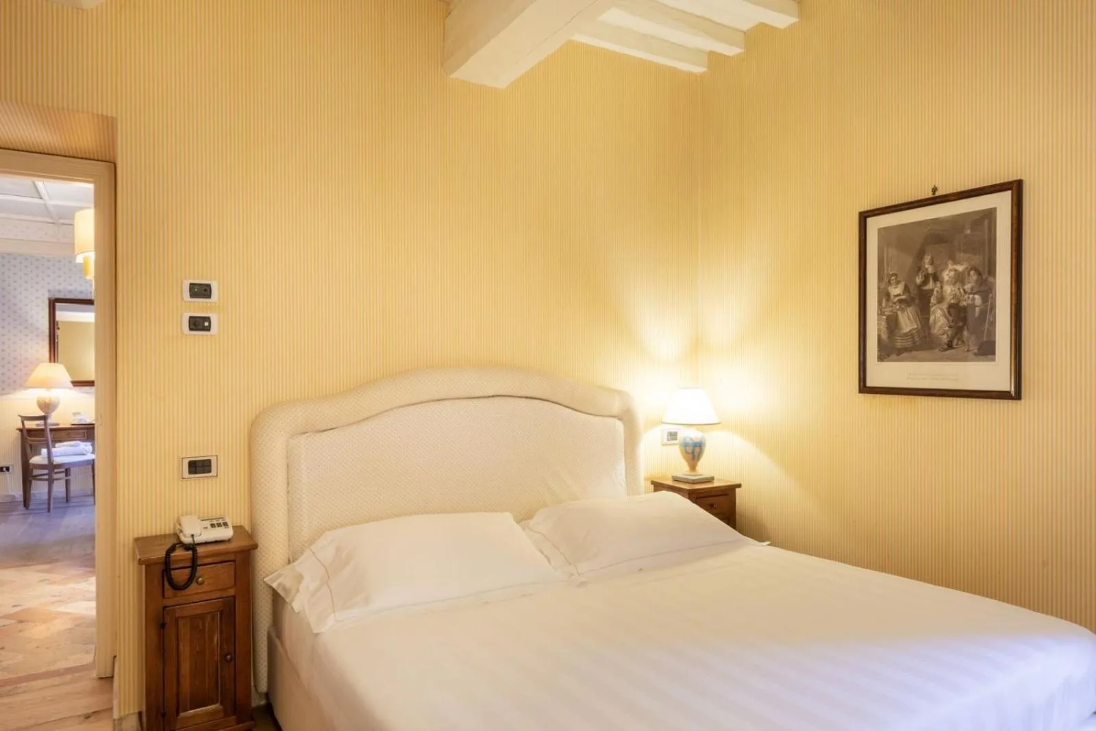Bedroom, Bed in Relais Il Canalicchio Country Resort & SPA