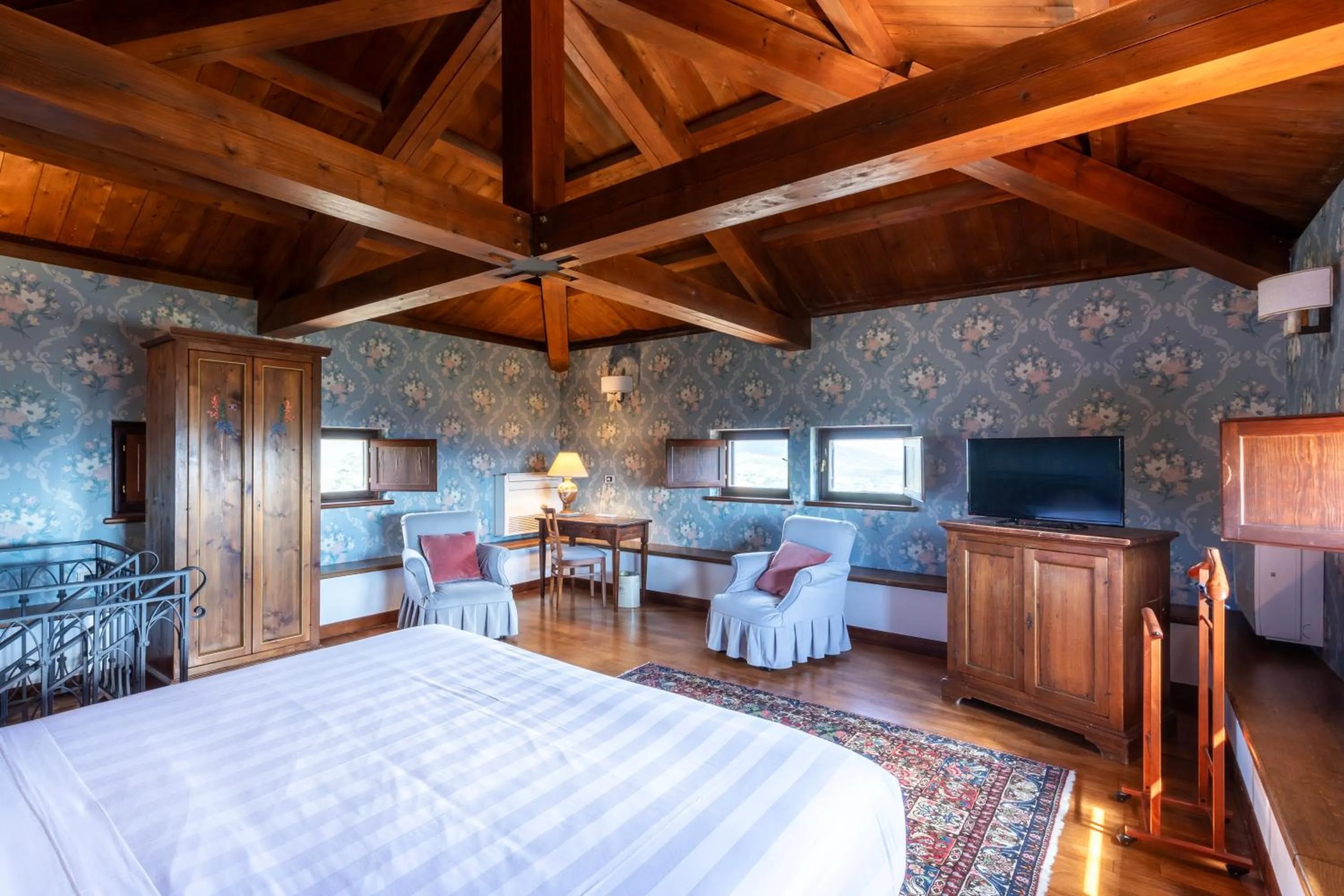 Bedroom, Bed in Relais Il Canalicchio Country Resort & SPA