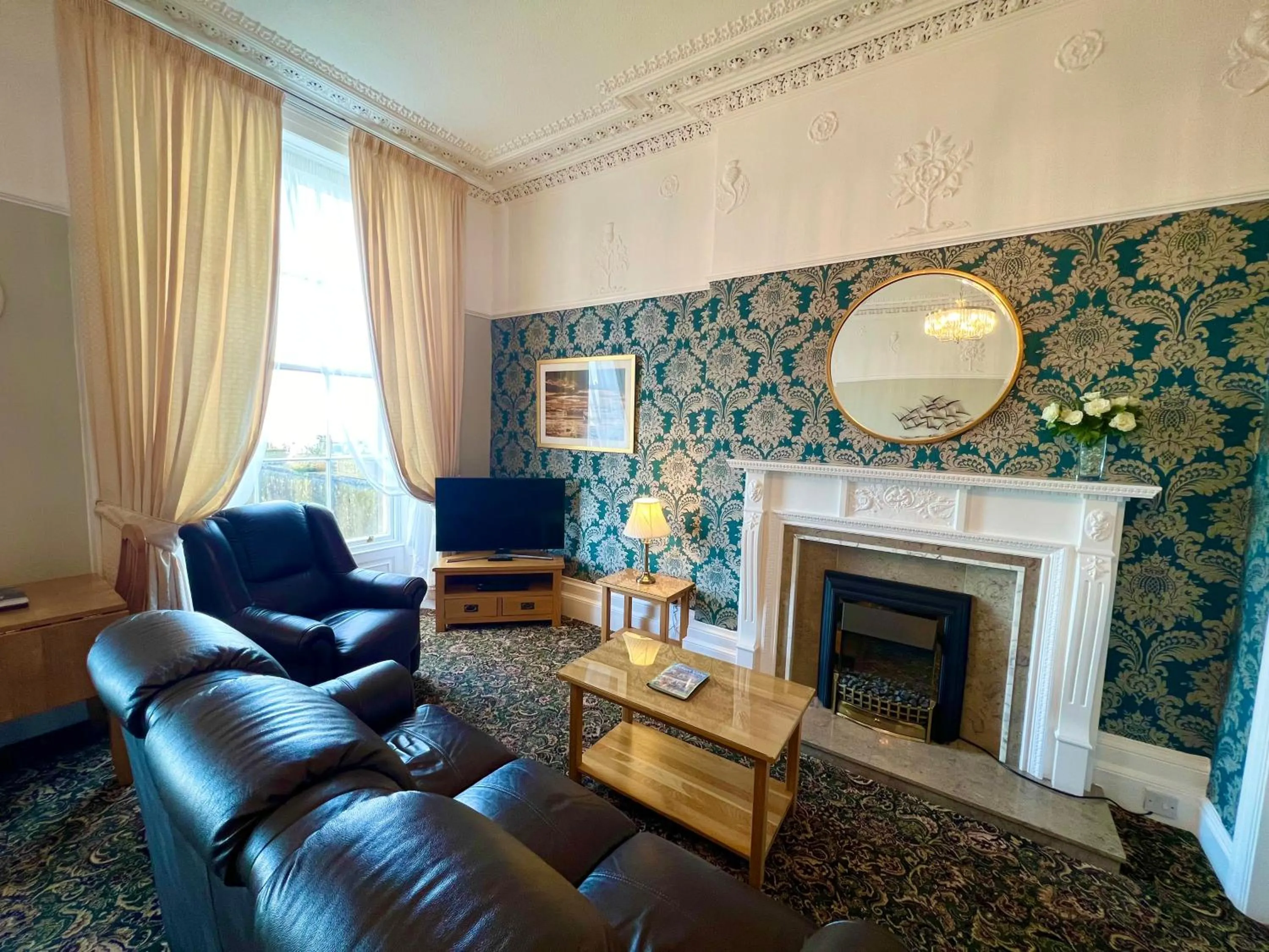 Eden Vale Ground Floor Sea View Apartment