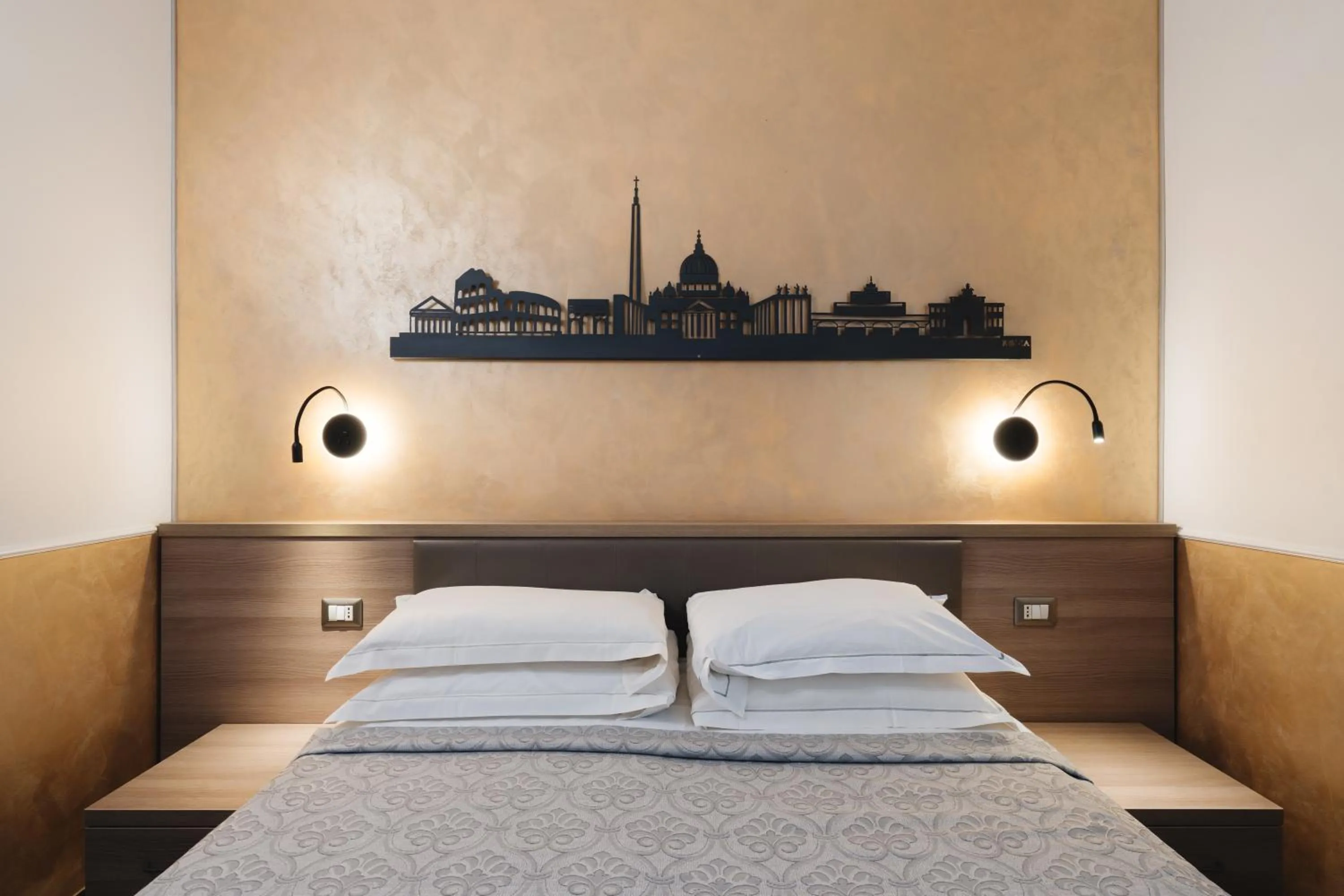 Bedroom, Bed in Hotel Centro Cavour Roma
