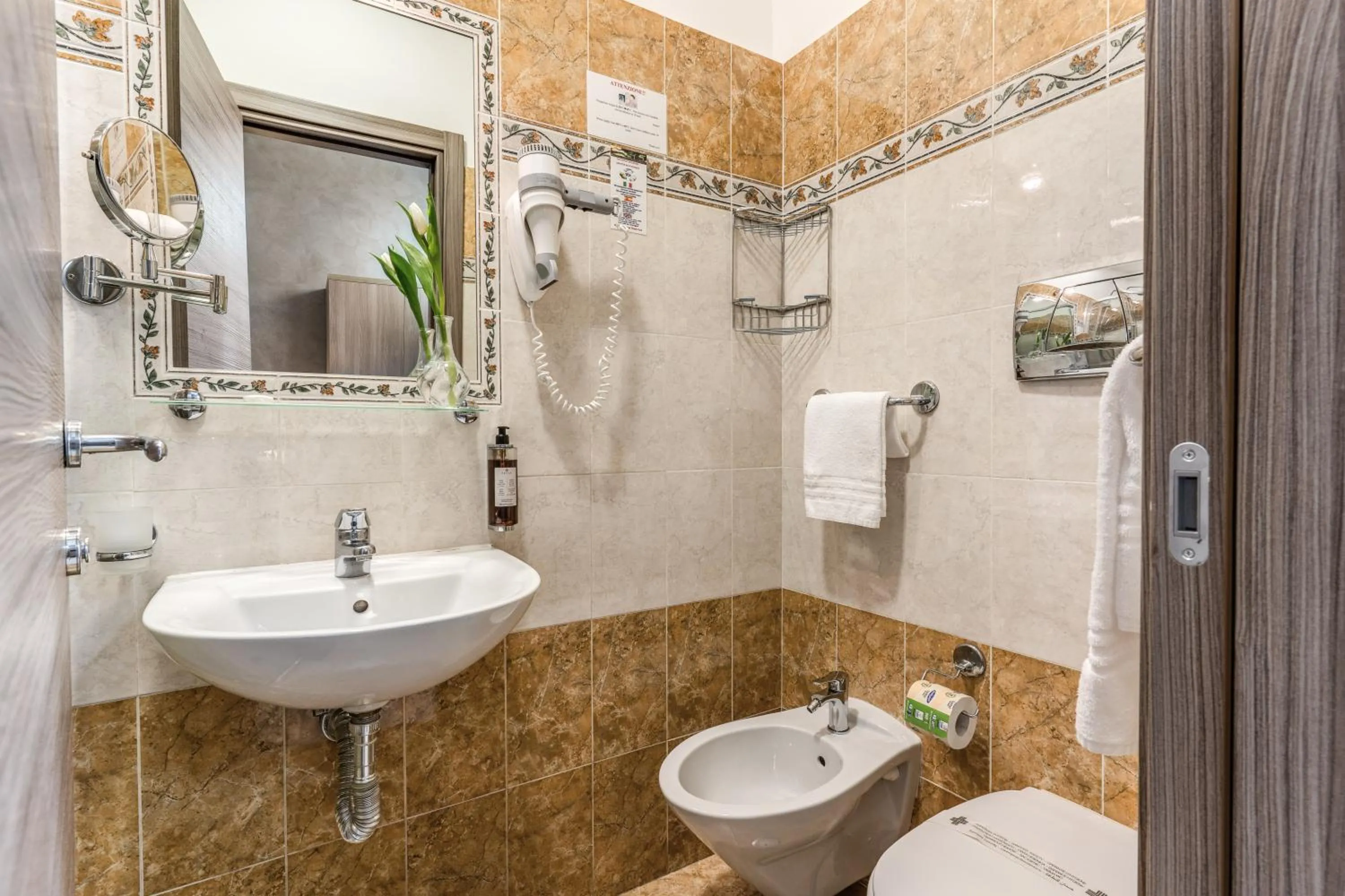 Hotel Centro Cavour Roma