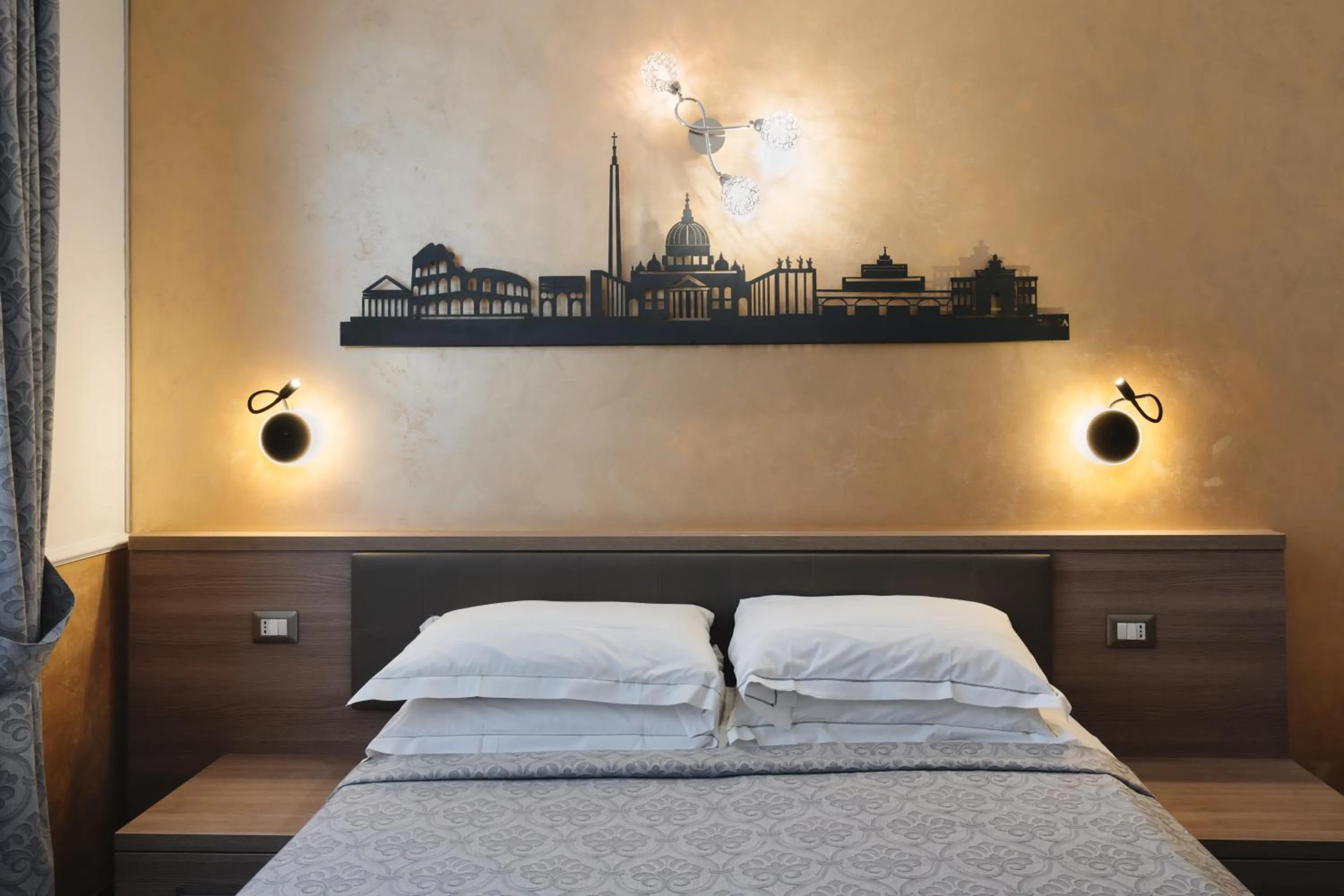 Bedroom, Bed in Hotel Centro Cavour Roma