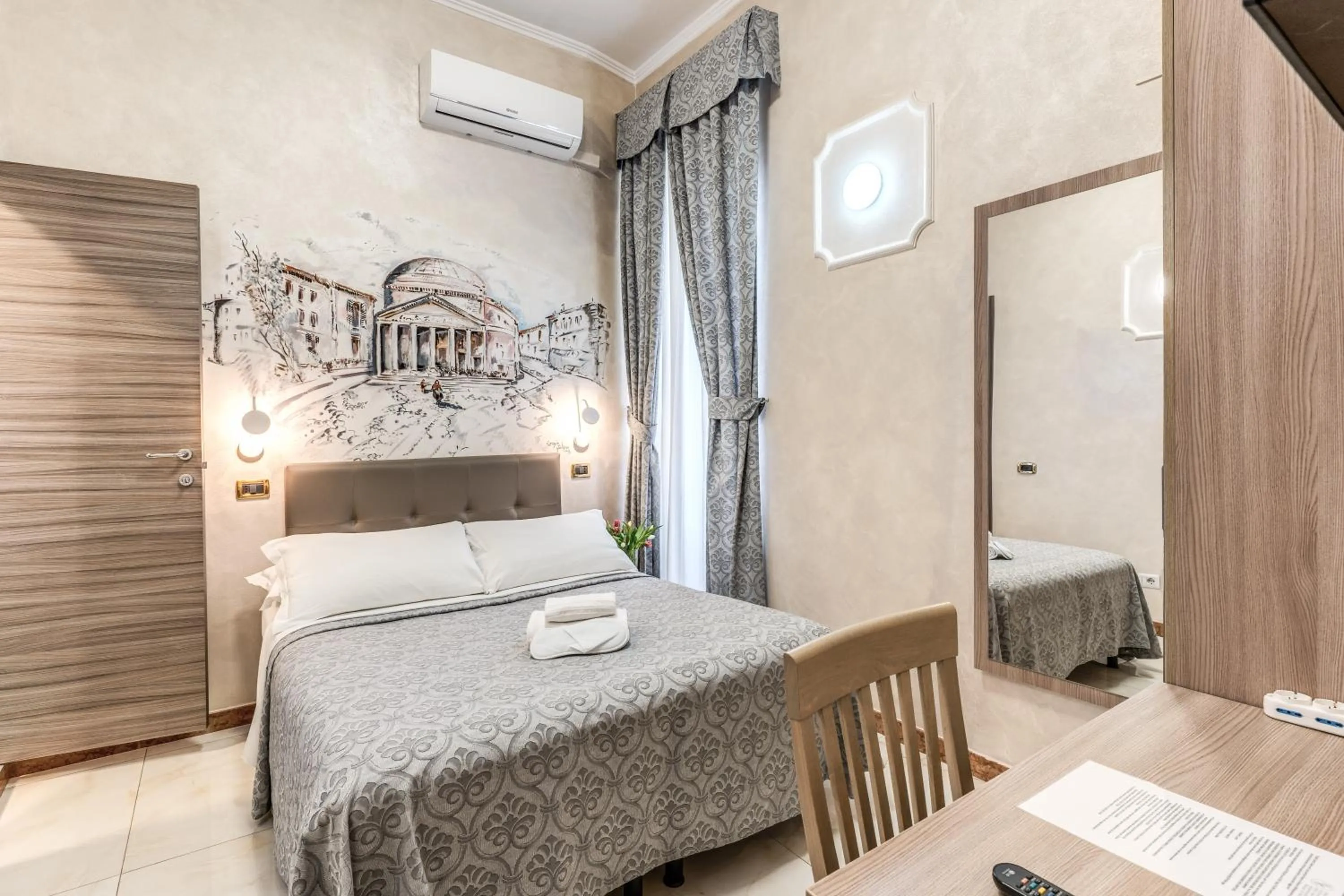 Bed in Hotel Centro Cavour Roma