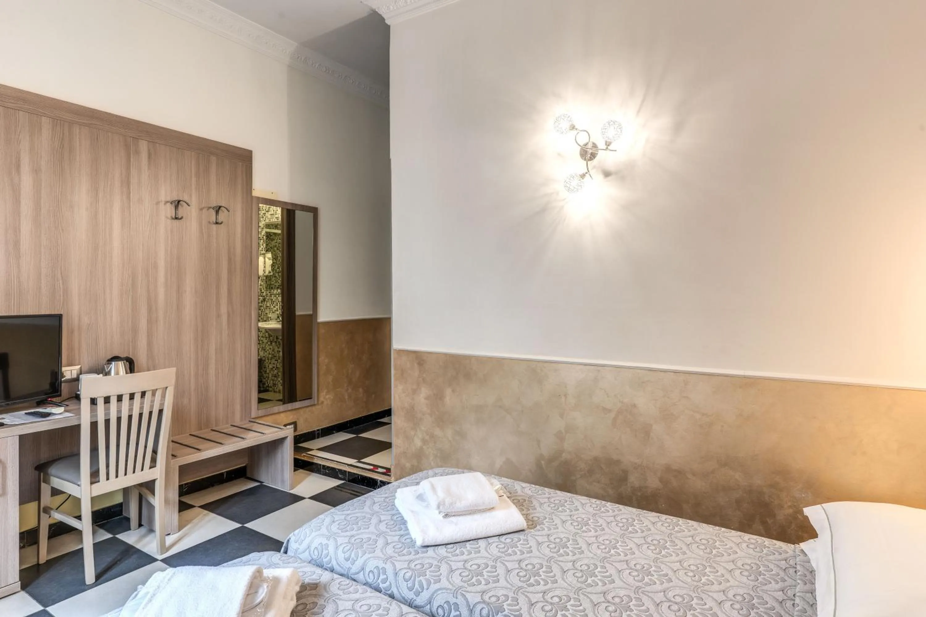 Bed in Hotel Centro Cavour Roma