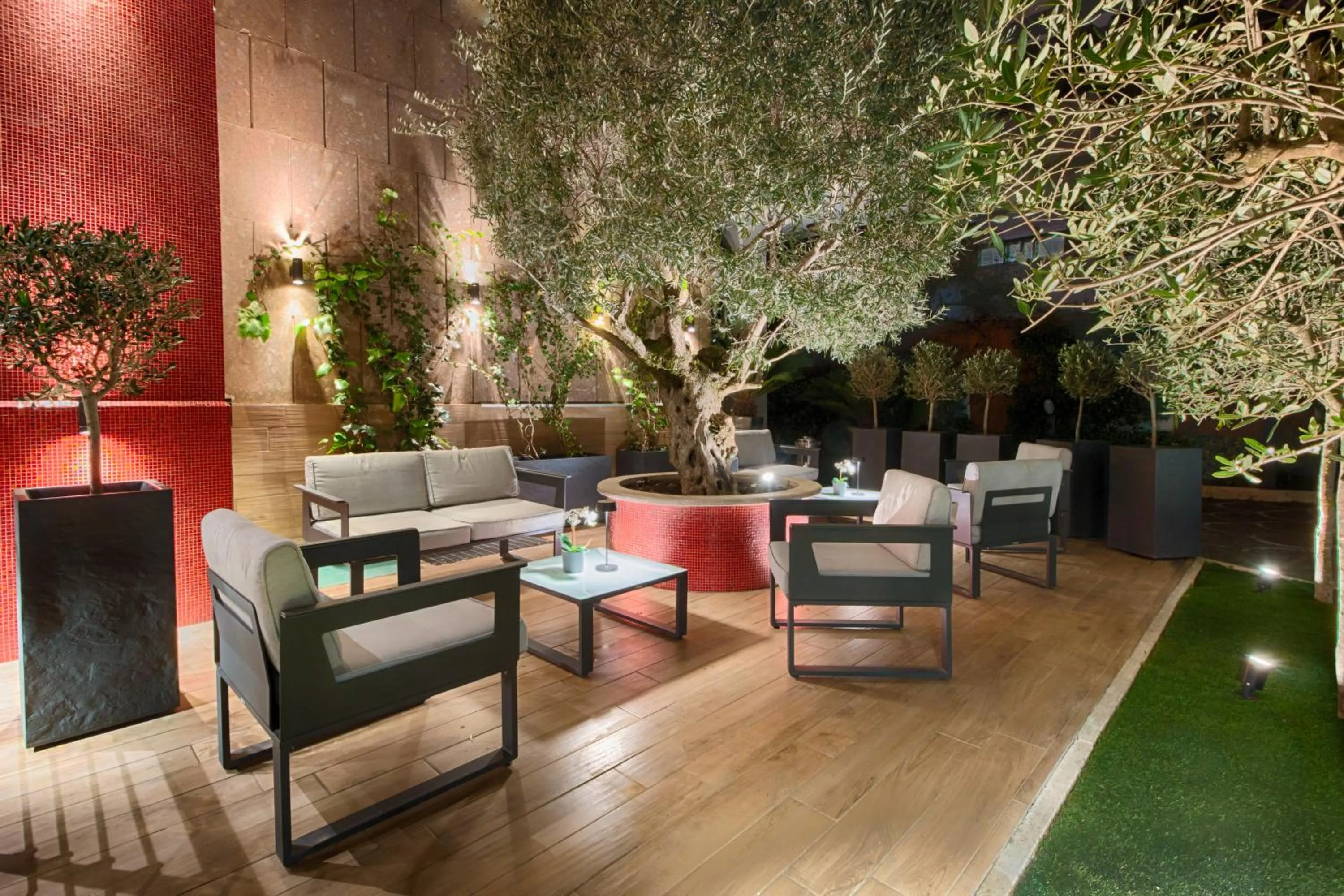 Patio in Hotel Raganelli