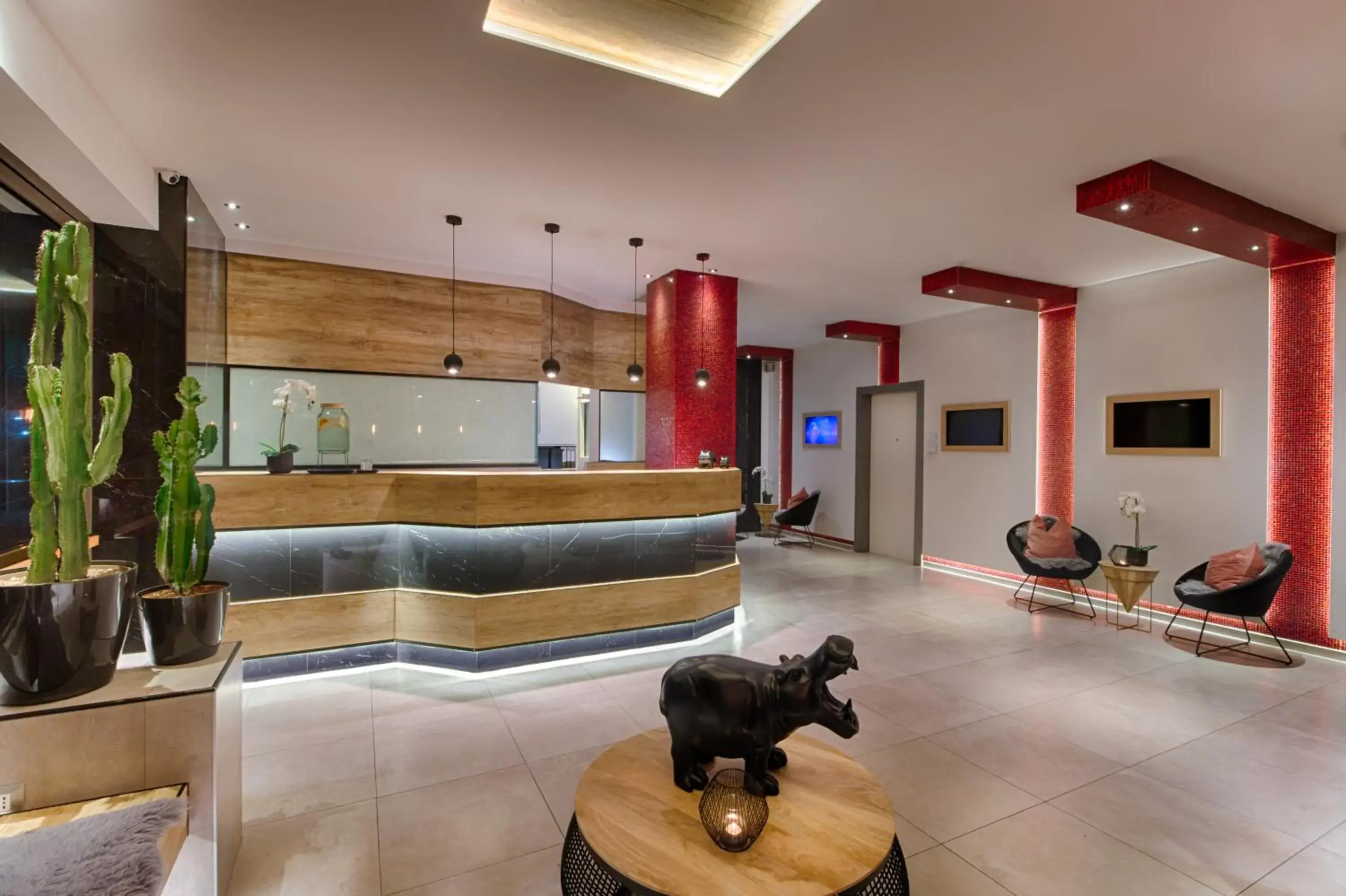 Lobby or reception in Hotel Raganelli Lobby or reception in Hotel Raganelli