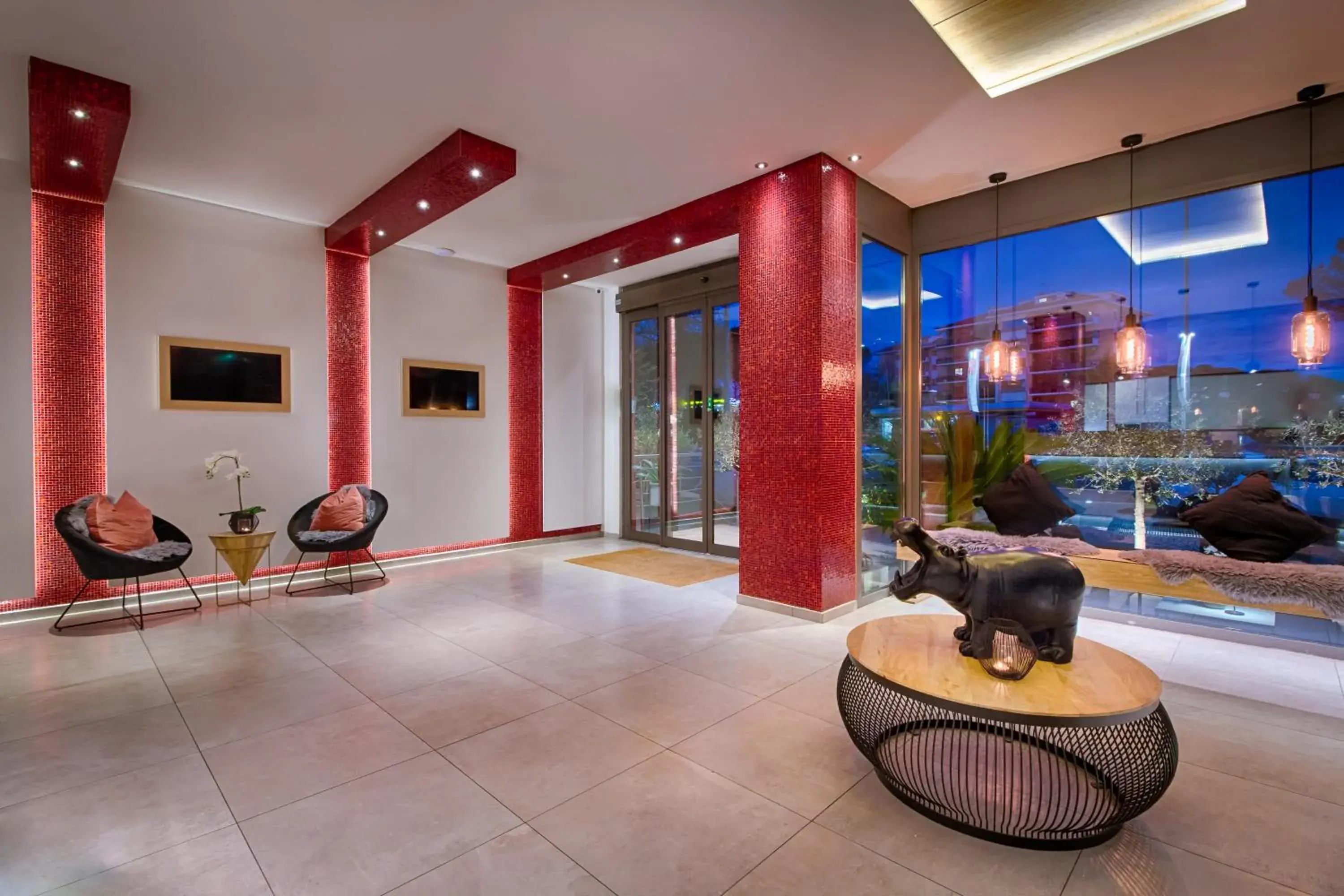 Facade/entrance in Hotel Raganelli Facade/entrance in Hotel Raganelli