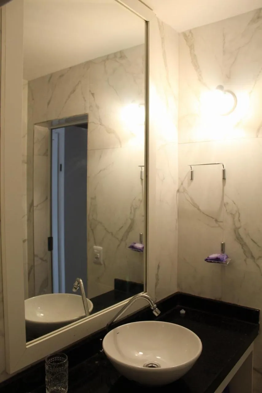 Bathroom in Bahia Flat, Apt 320