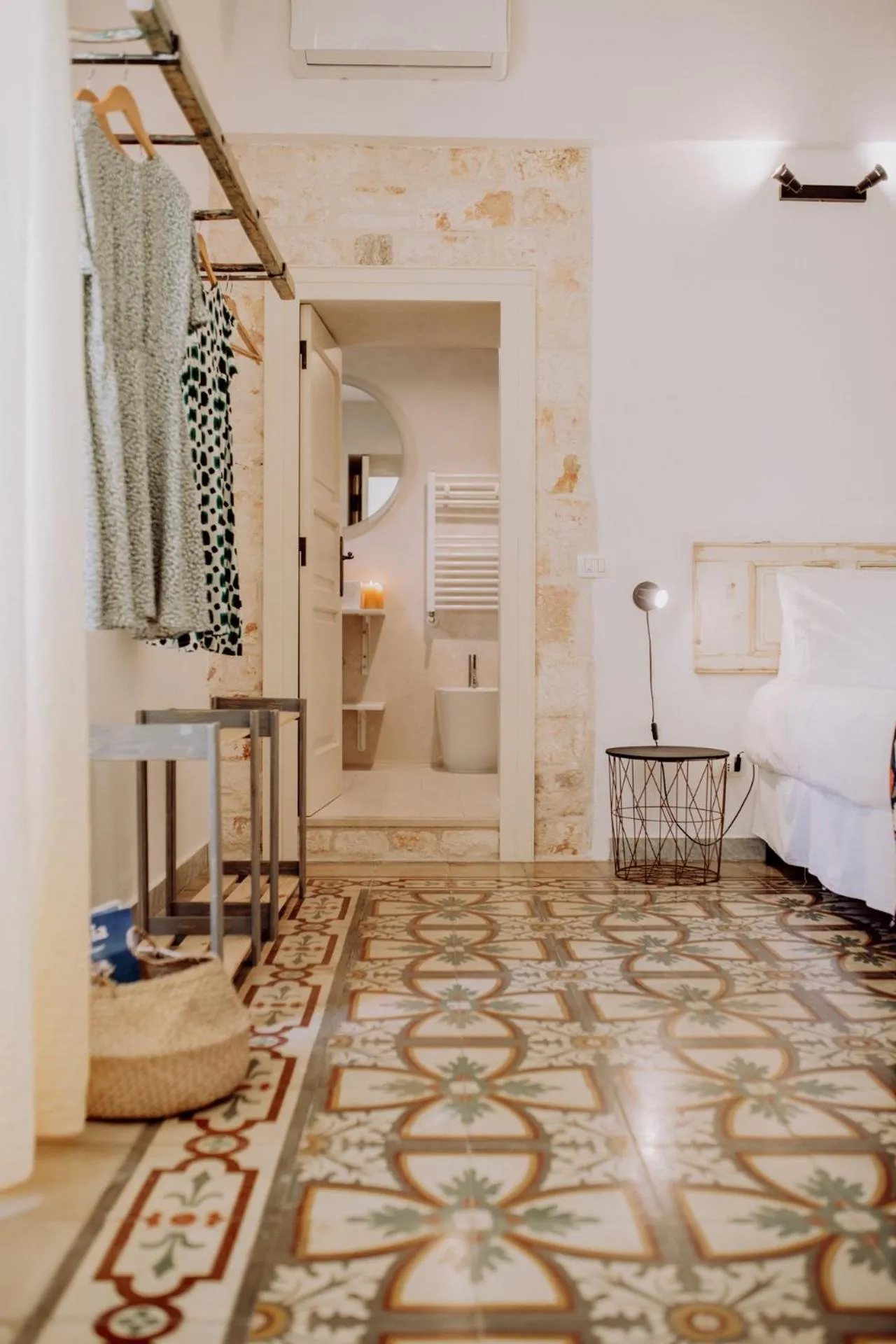 Bathroom, Bed in La Casèdde