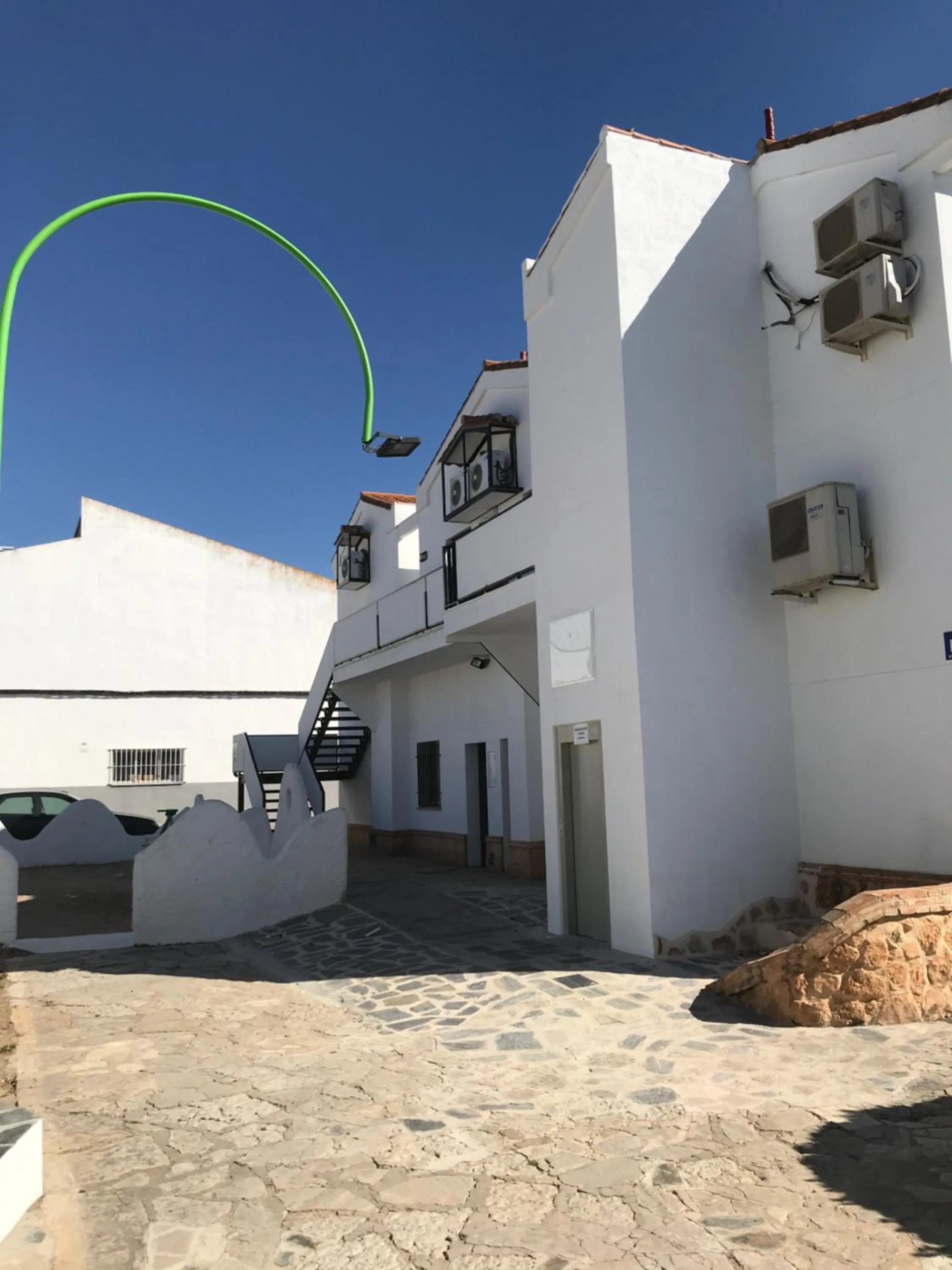 Property building in Hotel Restaurante Santa Cruz