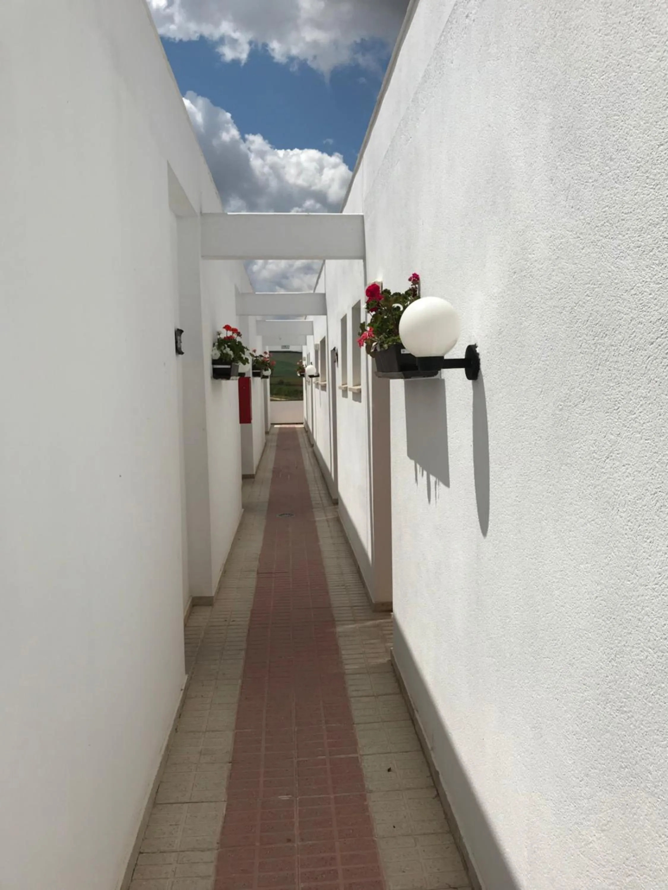 Property building in Hotel Restaurante Santa Cruz