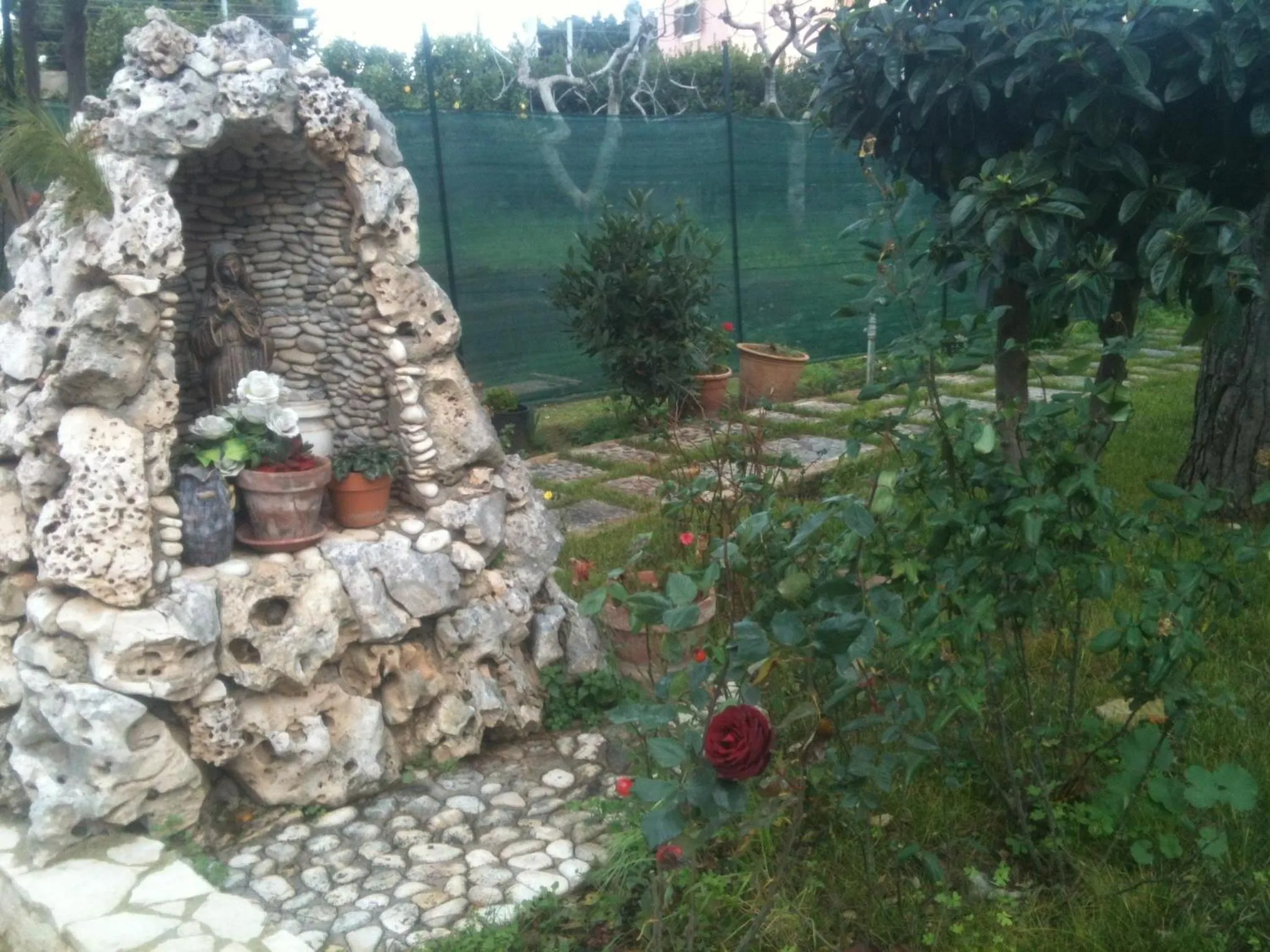 Decorative detail in Bed and Breakfast Fly