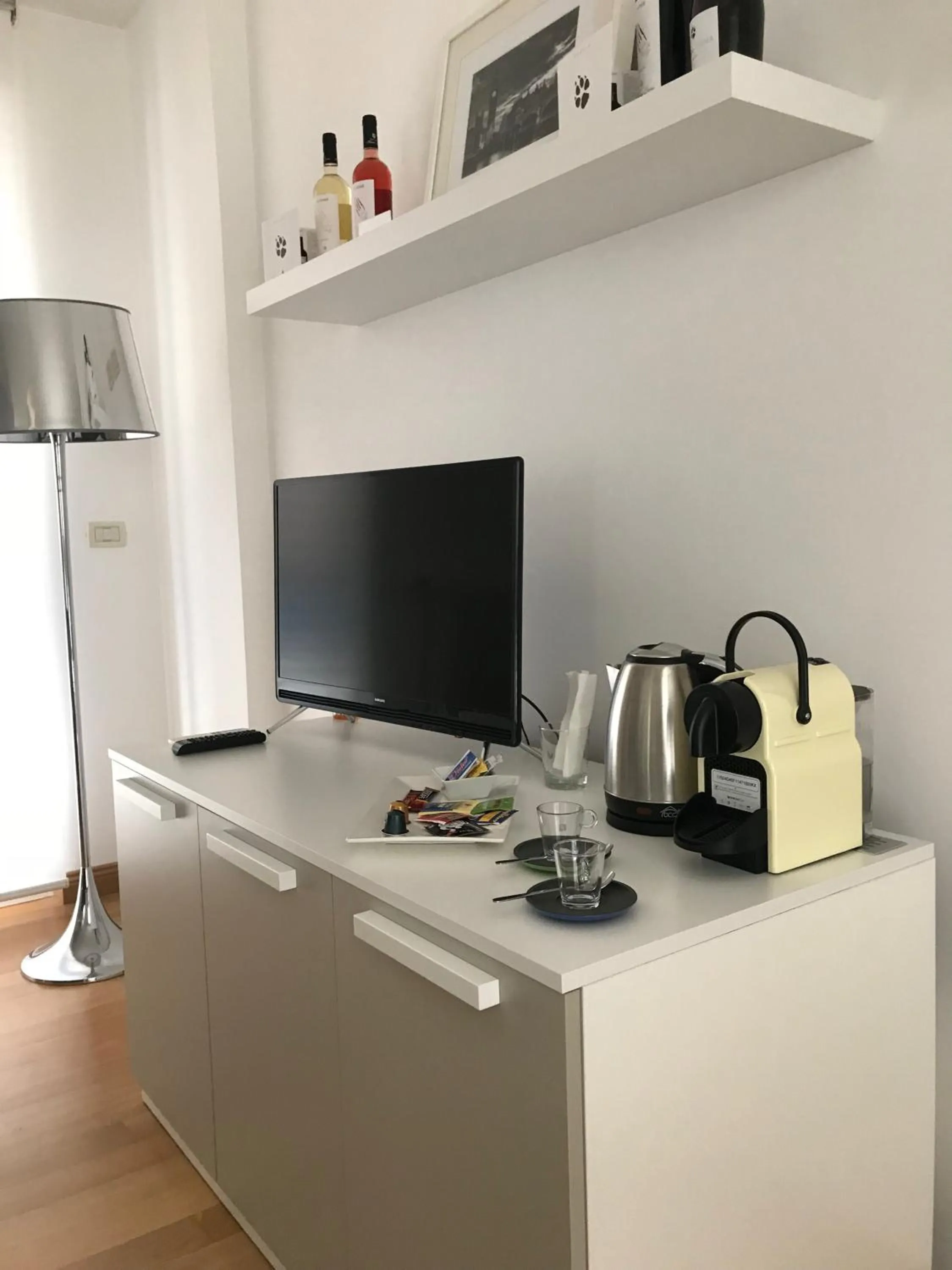 TV and multimedia in Le Residenze di Via Lo Re