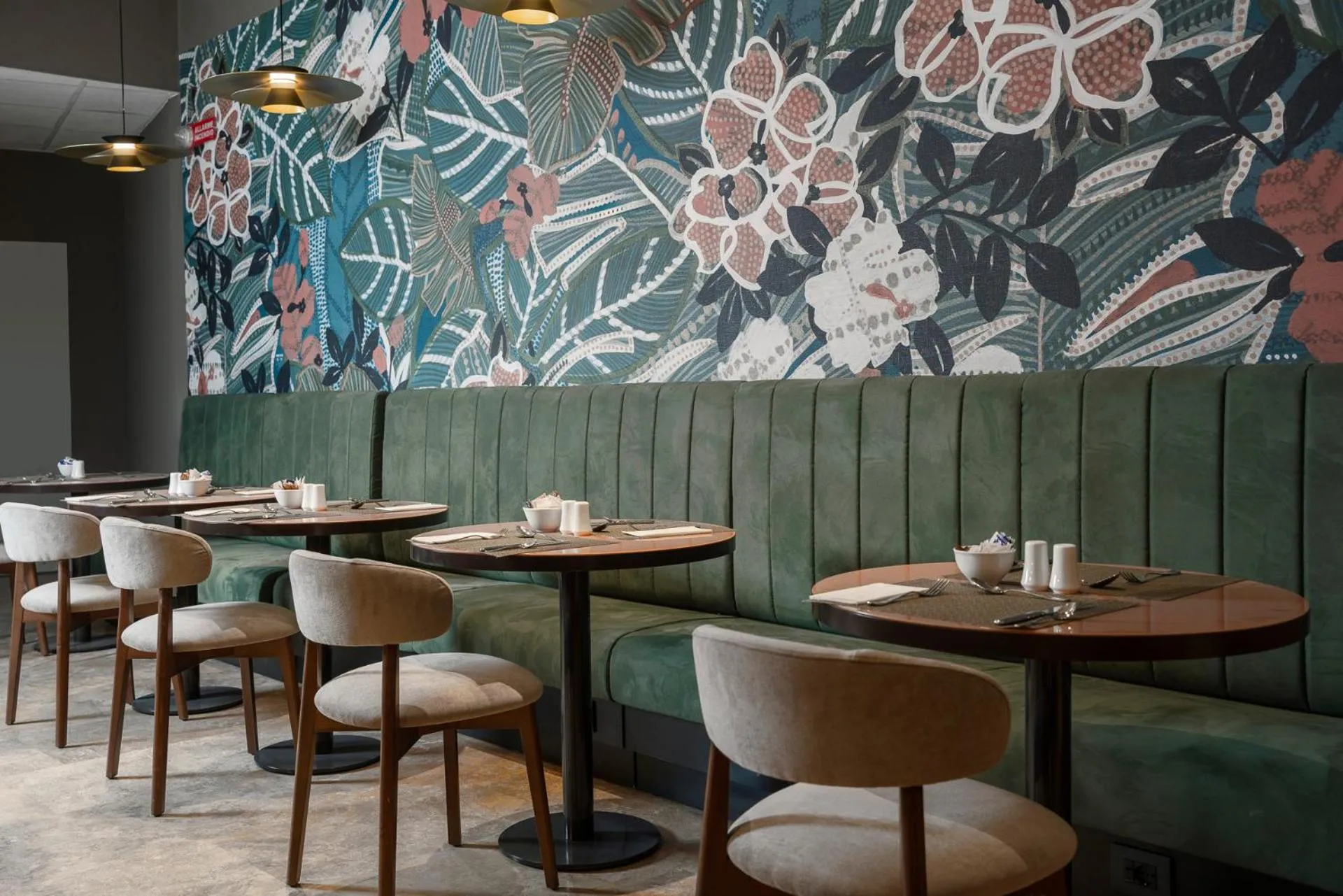 Restaurant/places to eat in Hilton Garden Inn Bologna North