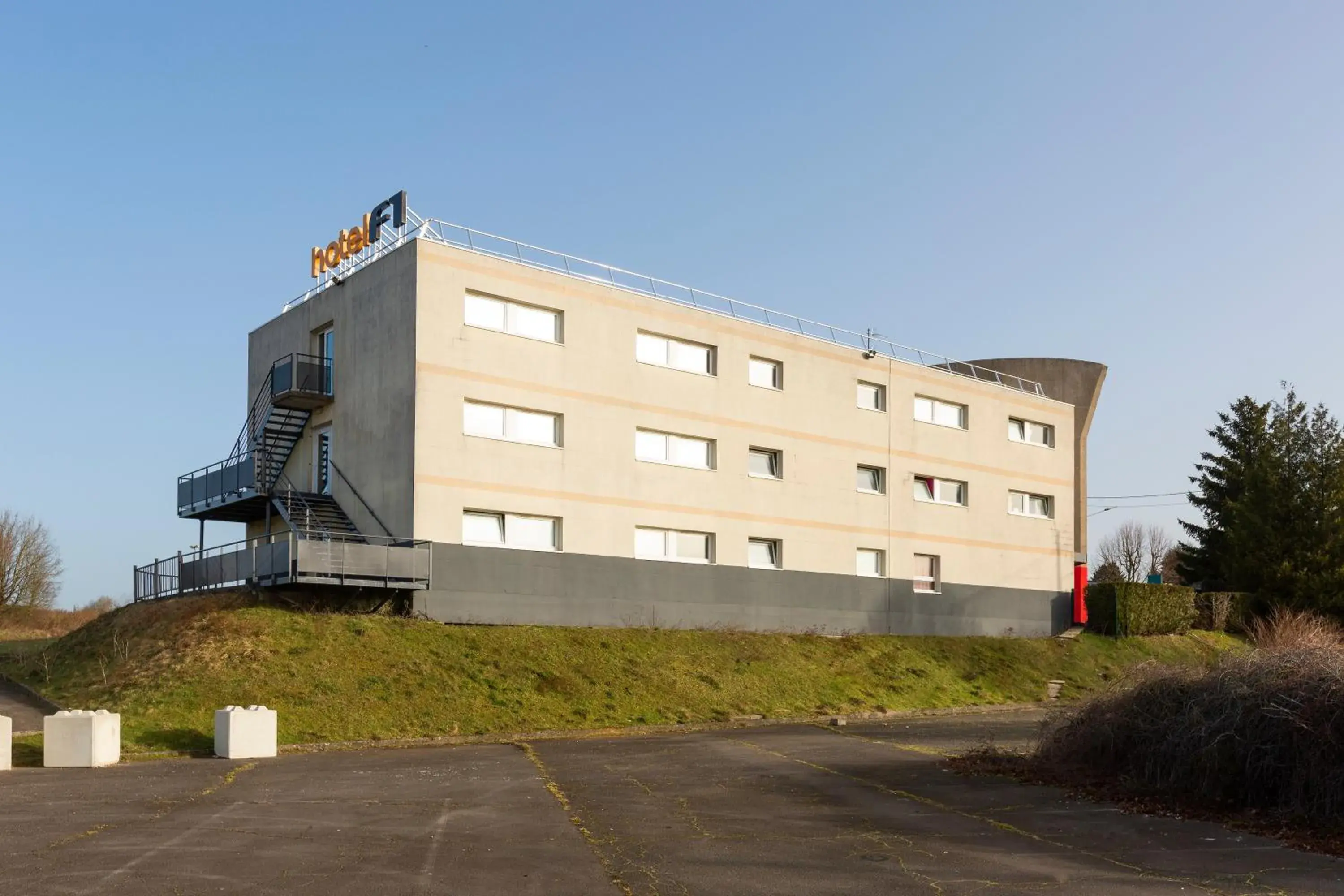 Property building in hotelF1 Longwy Property building in hotelF1 Longwy