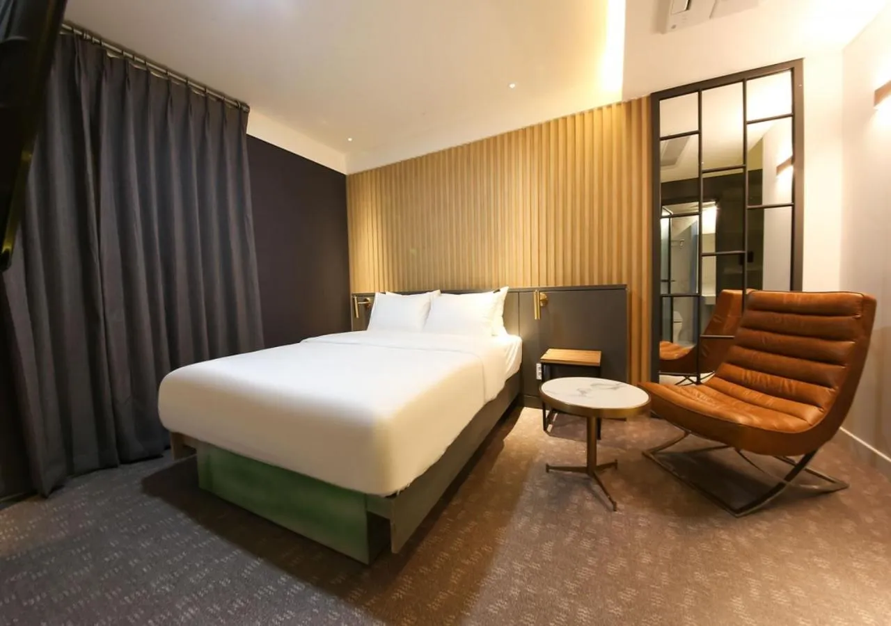 Photo of the whole room, Bed in West In Hotel Yeosu