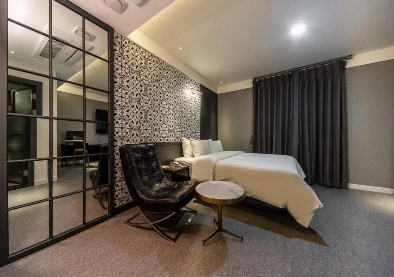 Bed in West In Hotel Yeosu