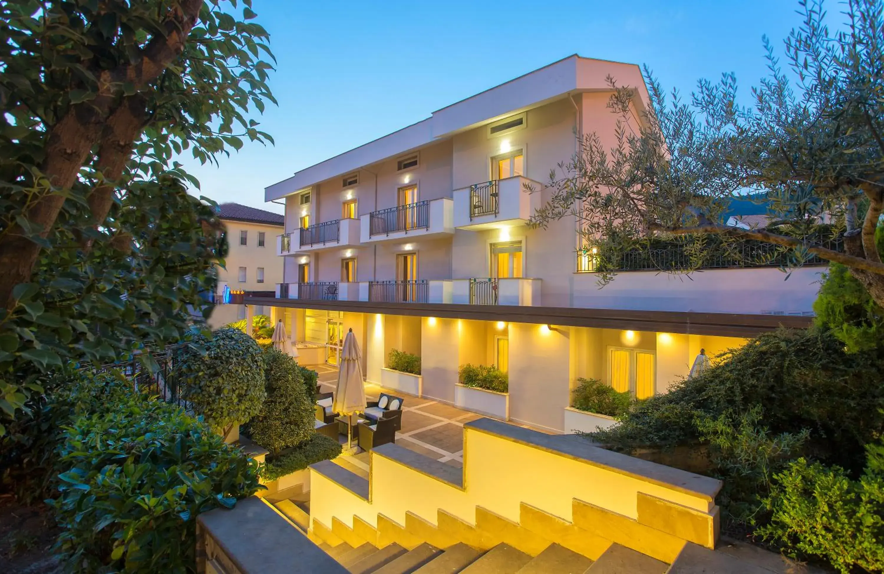 Facade/entrance in Virgilio Grand Hotel Facade/entrance in Virgilio Grand Hotel