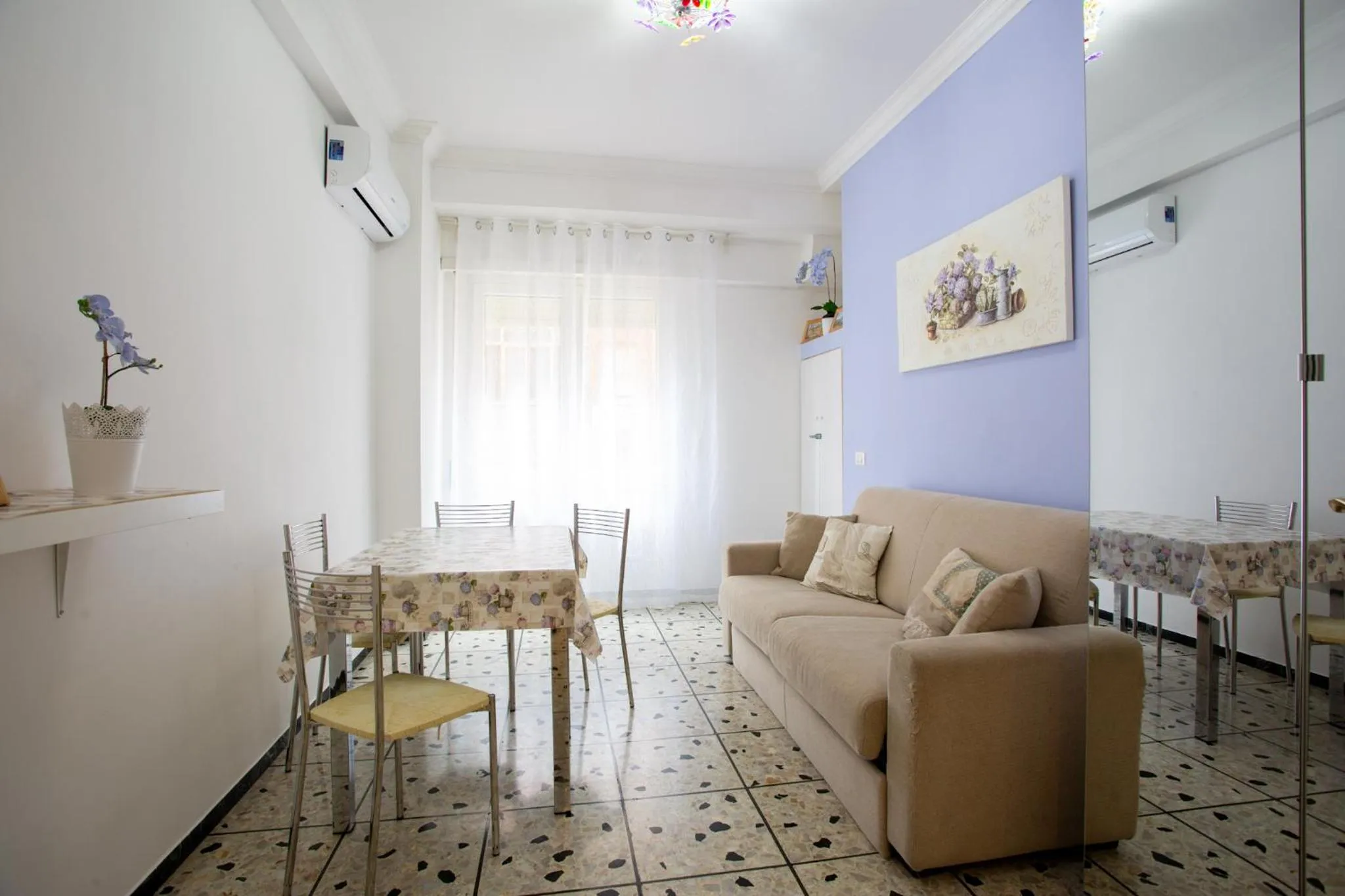 Living room in Vatican Station