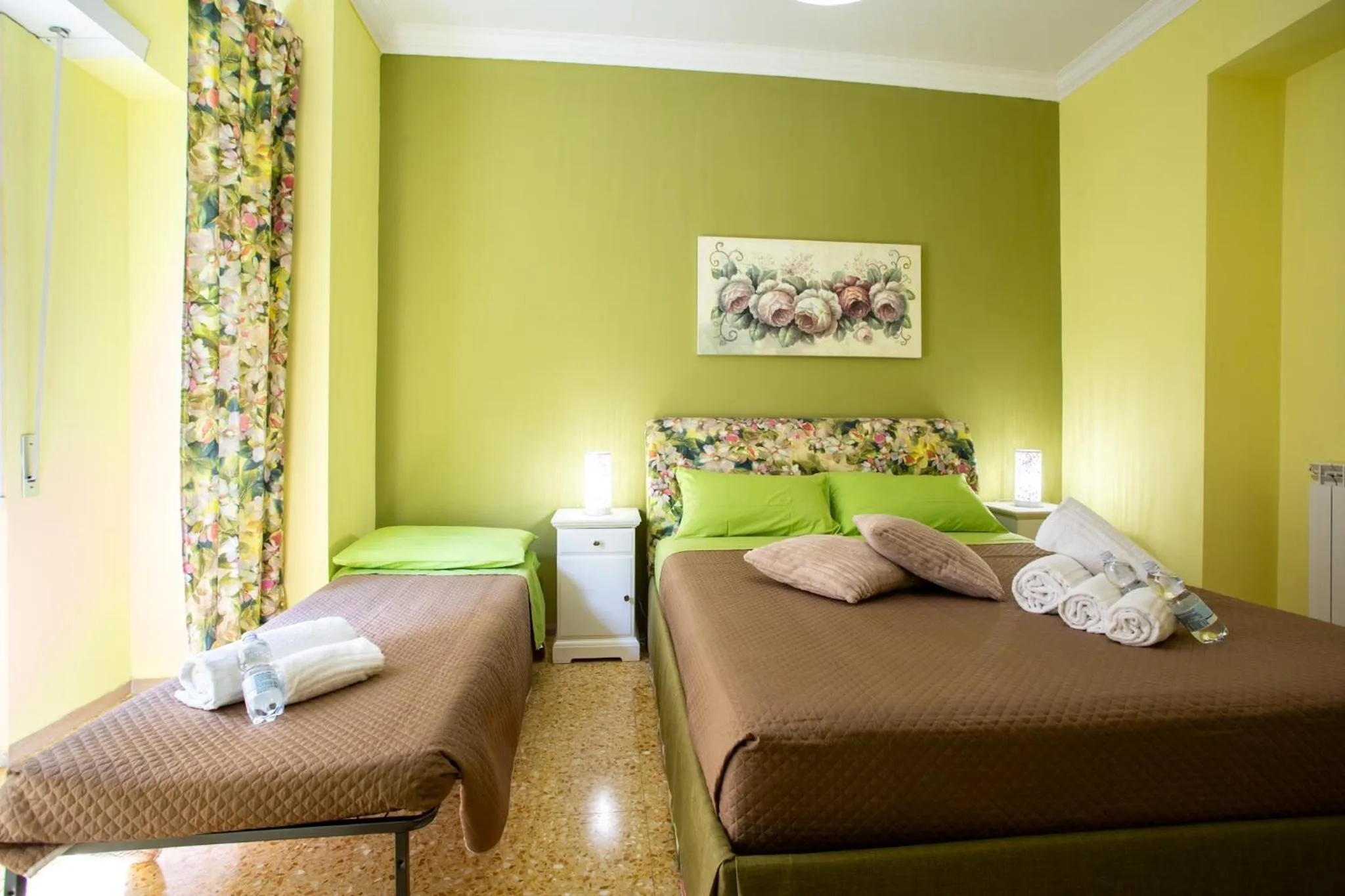 Bed in Vatican Station