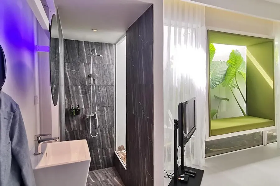 Bathroom in INNLUXPHUKET