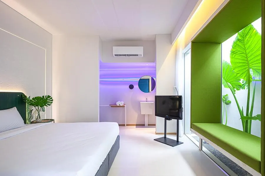 Photo of the whole room, Bed in INNLUXPHUKET