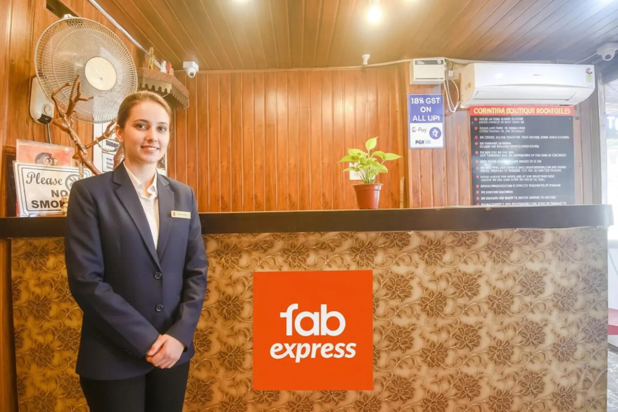 Lobby or reception in Via Corinthia Boutique Rooms - Nr Candolim Beach Lobby or reception in Via Corinthia Boutique Rooms - Nr Candolim Beach