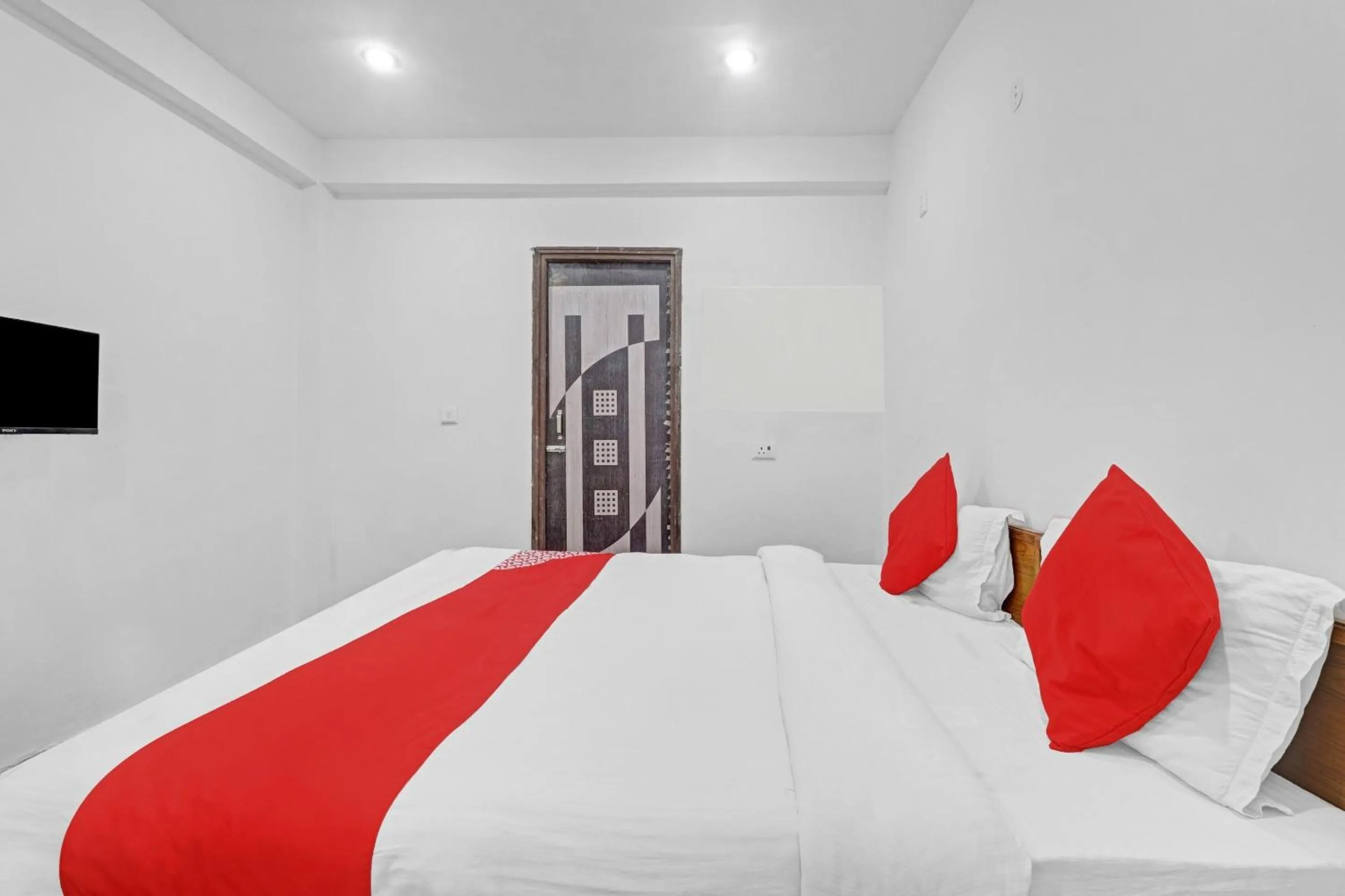 Bedroom, Bed in ALX Townhouse