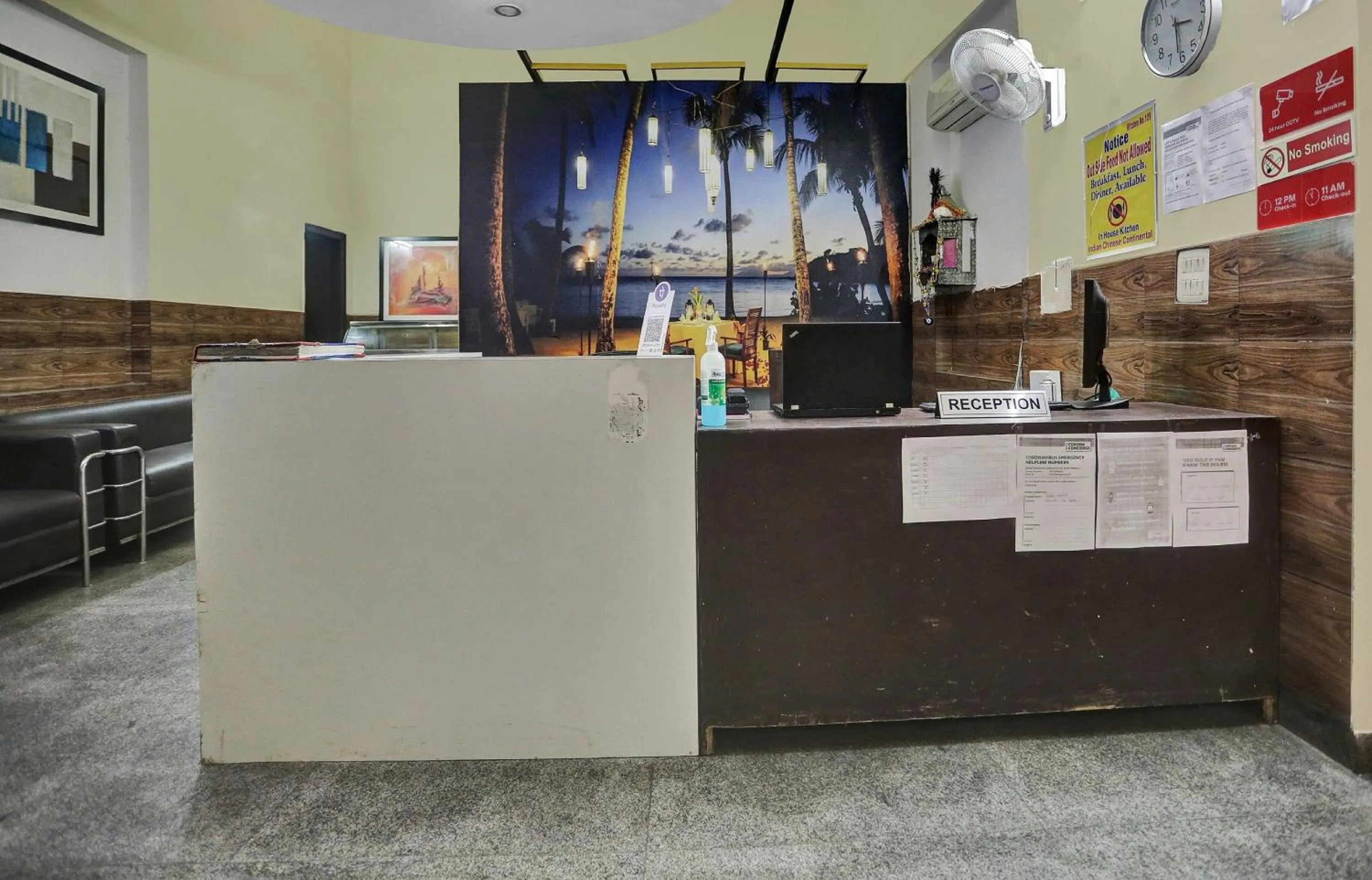 Lobby or reception in Townhouse Happy Keys Near Iskcon Temple Noida