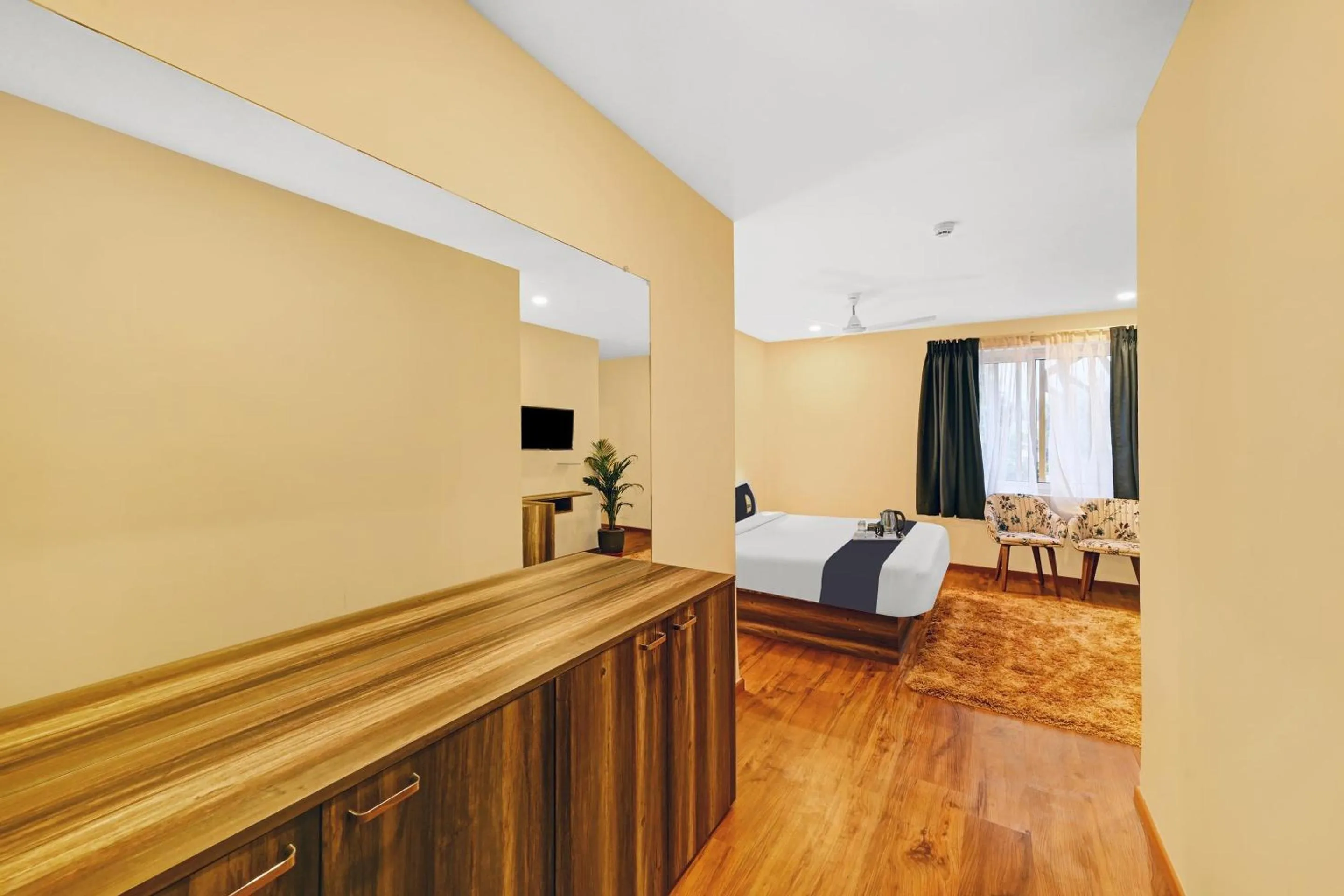 Bedroom in Townhouse OAK Hillside Aqua