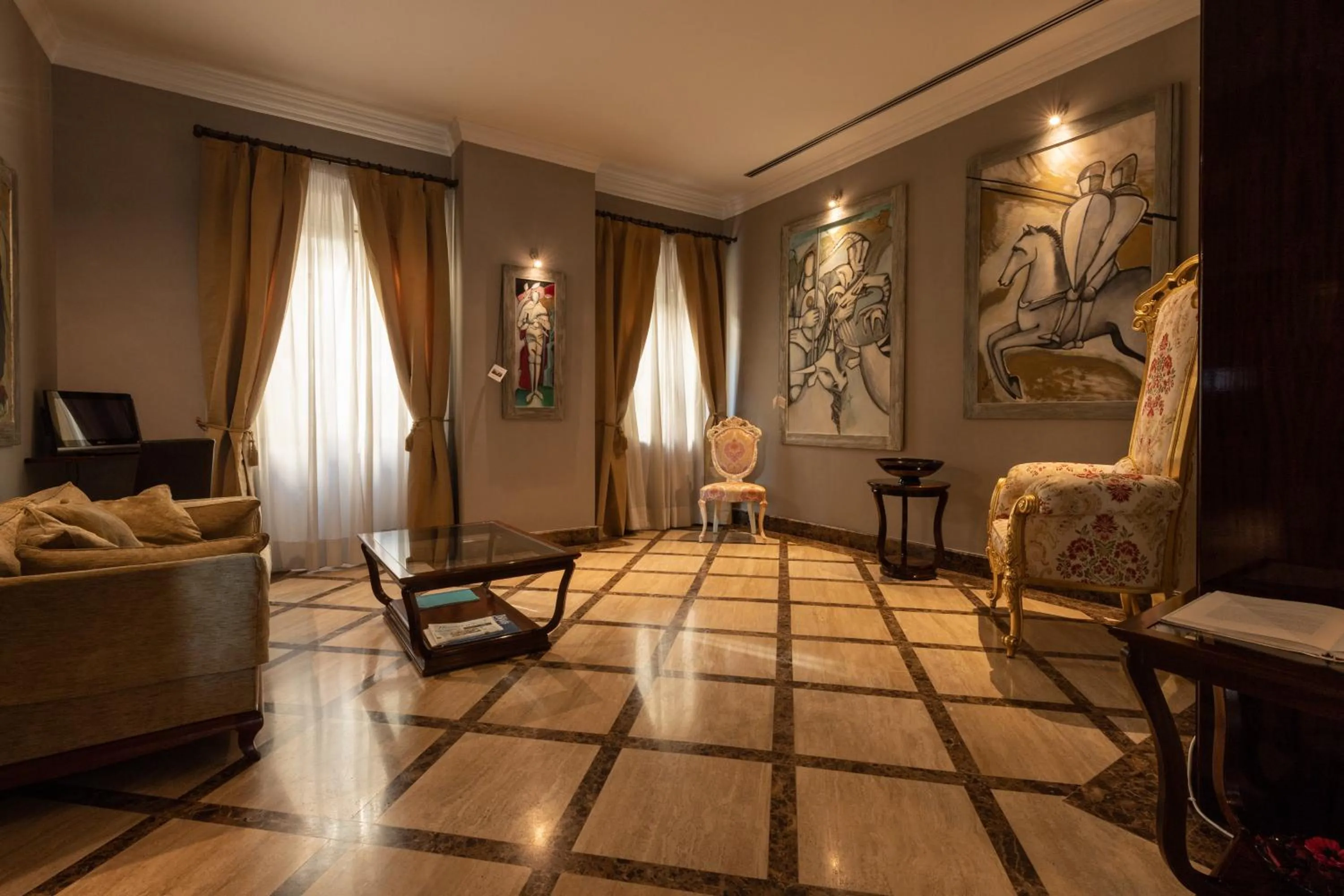 Communal lounge/ TV room in Allegroitalia San Gallo Firenze