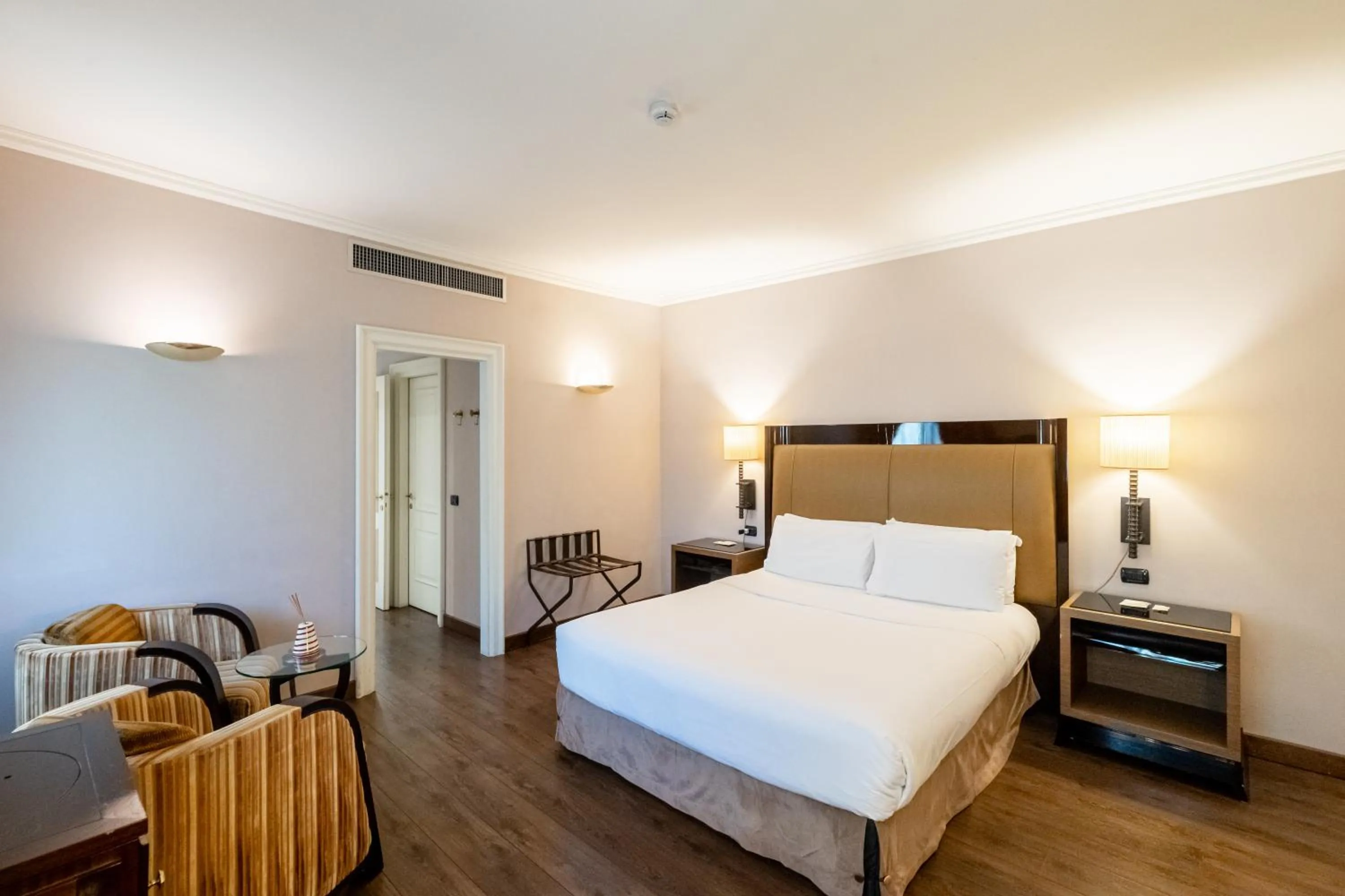 Bed in Allegroitalia San Gallo Firenze