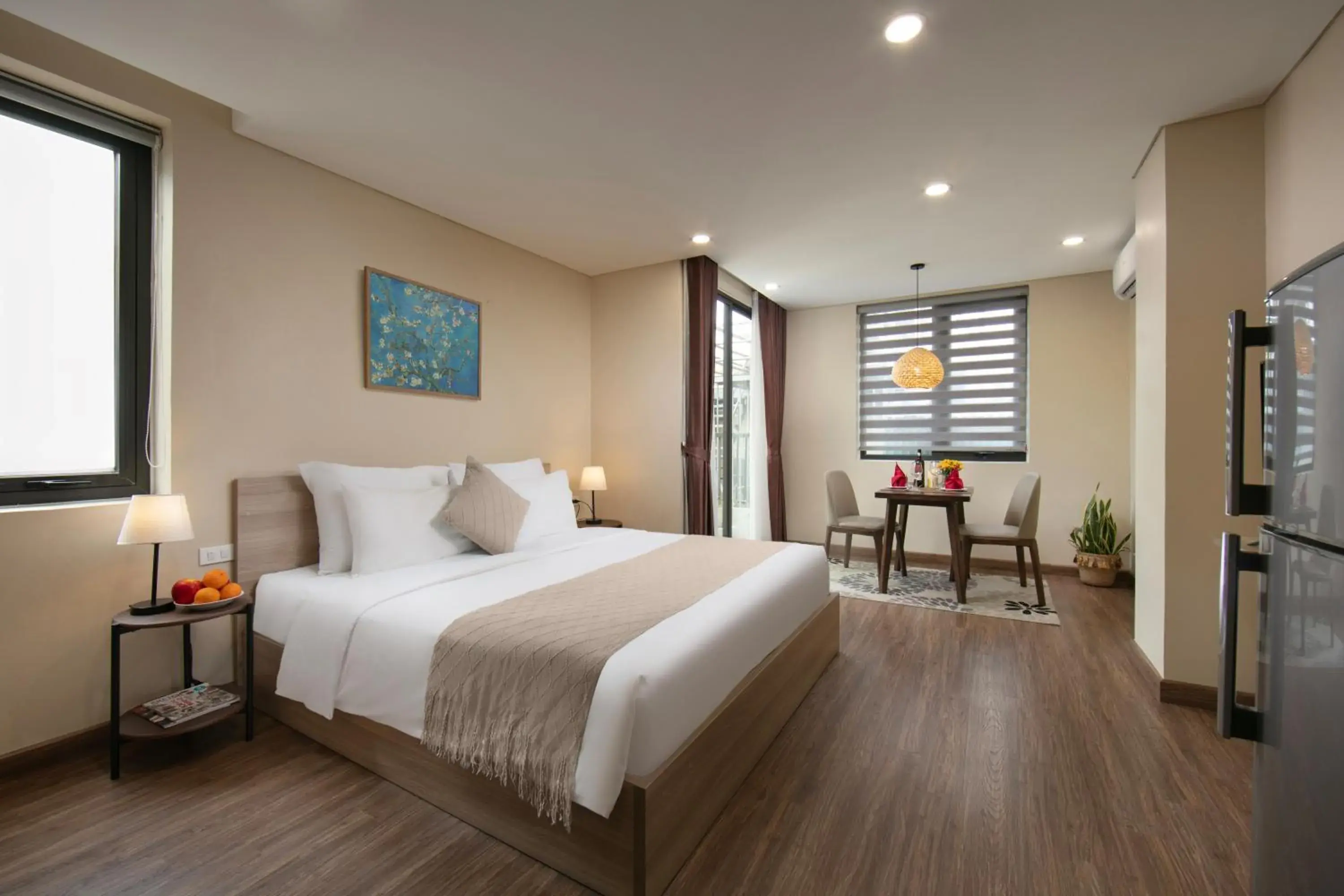 Bed in HB Serviced Apartment - Lạc Long Quân Bed in HB Serviced Apartment - Lạc Long Quân